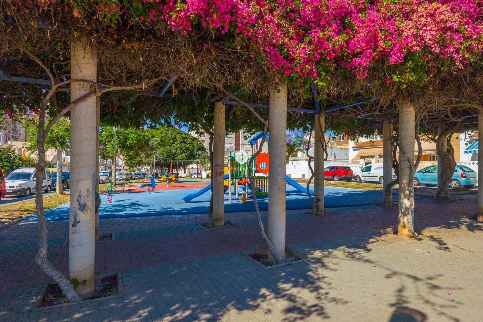 D'occasion - Chalet -
Torrevieja - Nueva Torrevieja