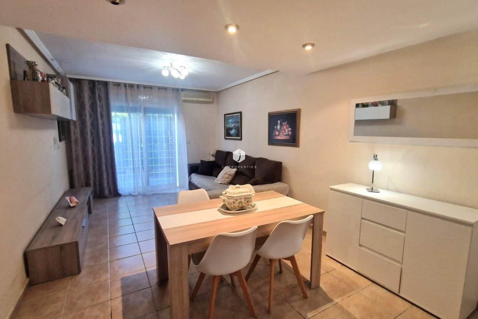 D'occasion - Chalet -
Torrevieja - Torreblanca