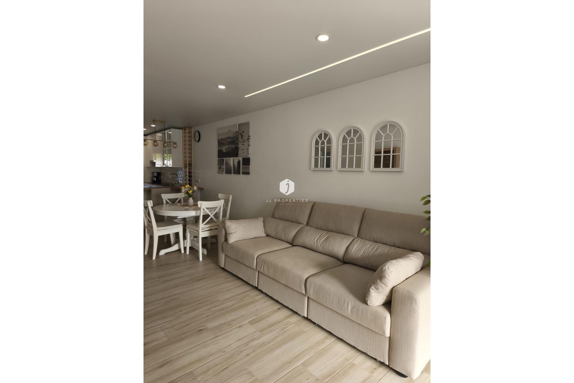 D'occasion - Chalet -
Torrevieja