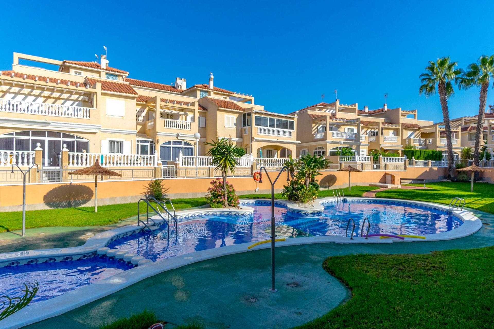 D'occasion - Duplex -
Orihuela Costa - Playa Flamenca