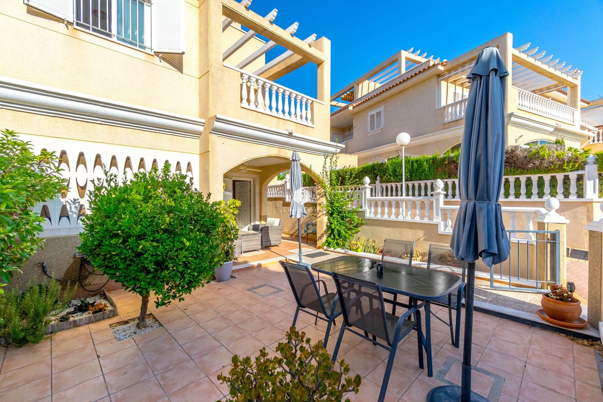 D'occasion - Duplex -
Orihuela Costa - Playa Flamenca
