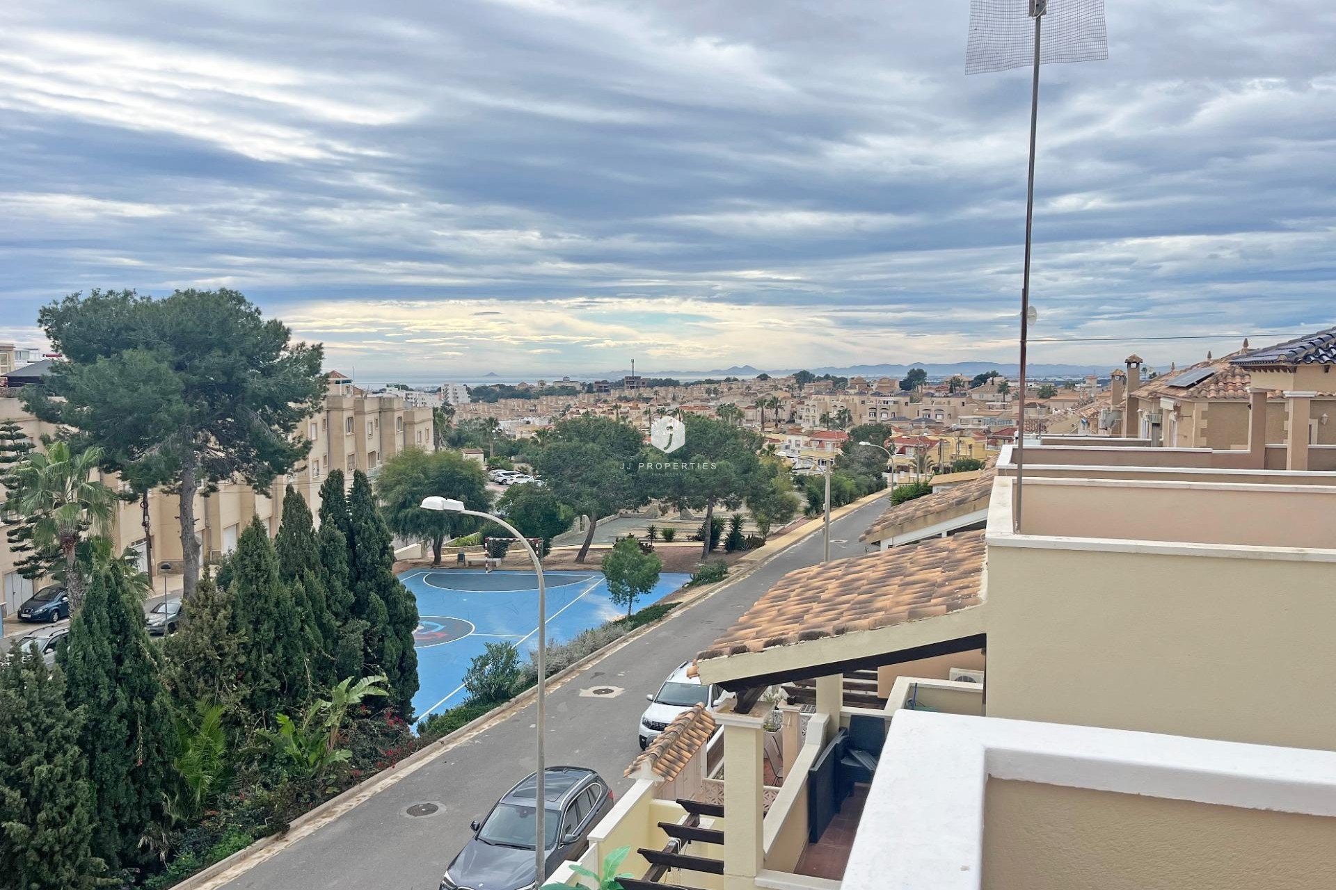 D'occasion - Duplex -
San Miguel de Salinas - Las Filipinas