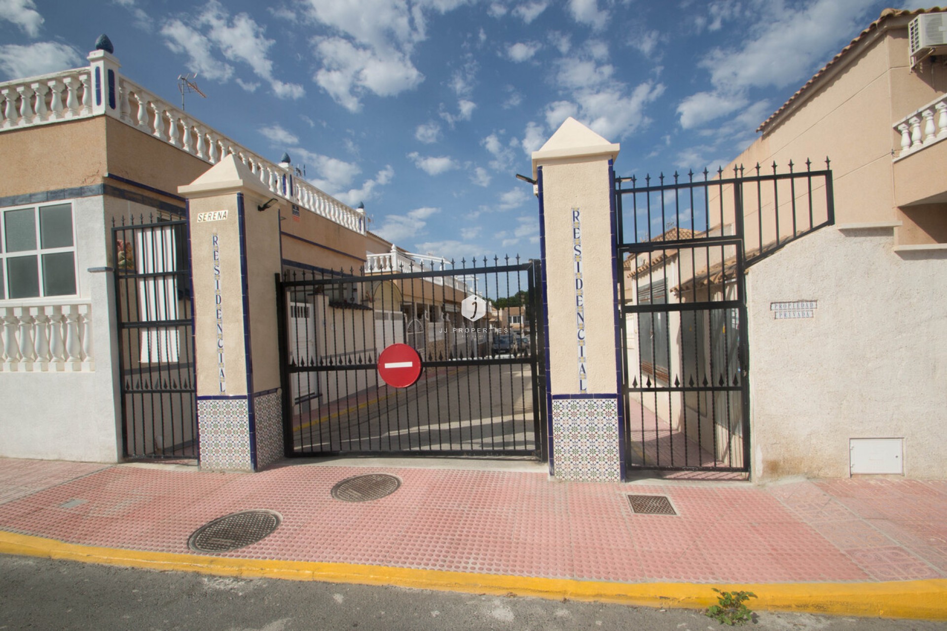 D'occasion - Duplex -
Torrevieja - Costa Blanca