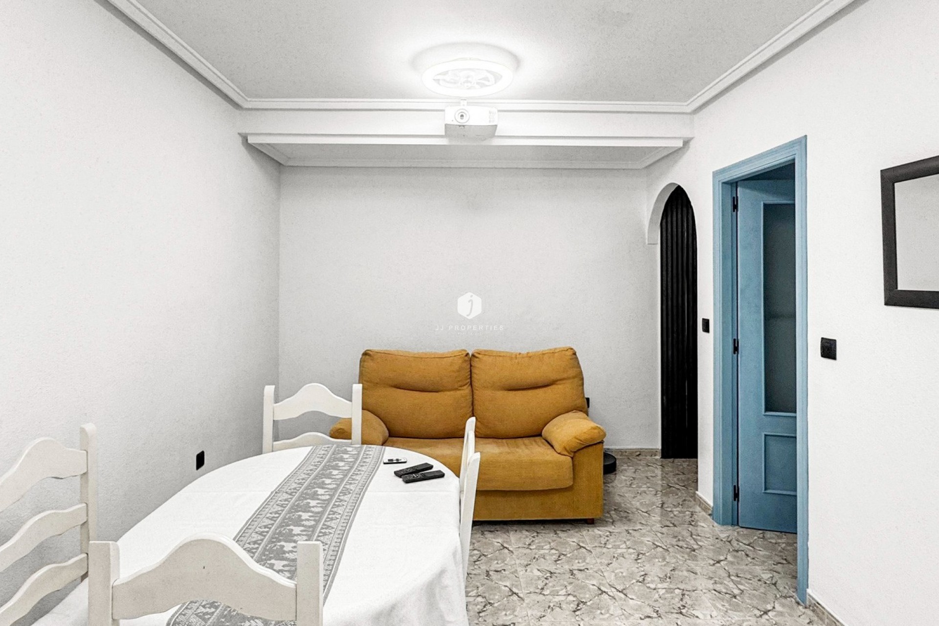 D'occasion - Duplex -
Torrevieja - Costa Blanca
