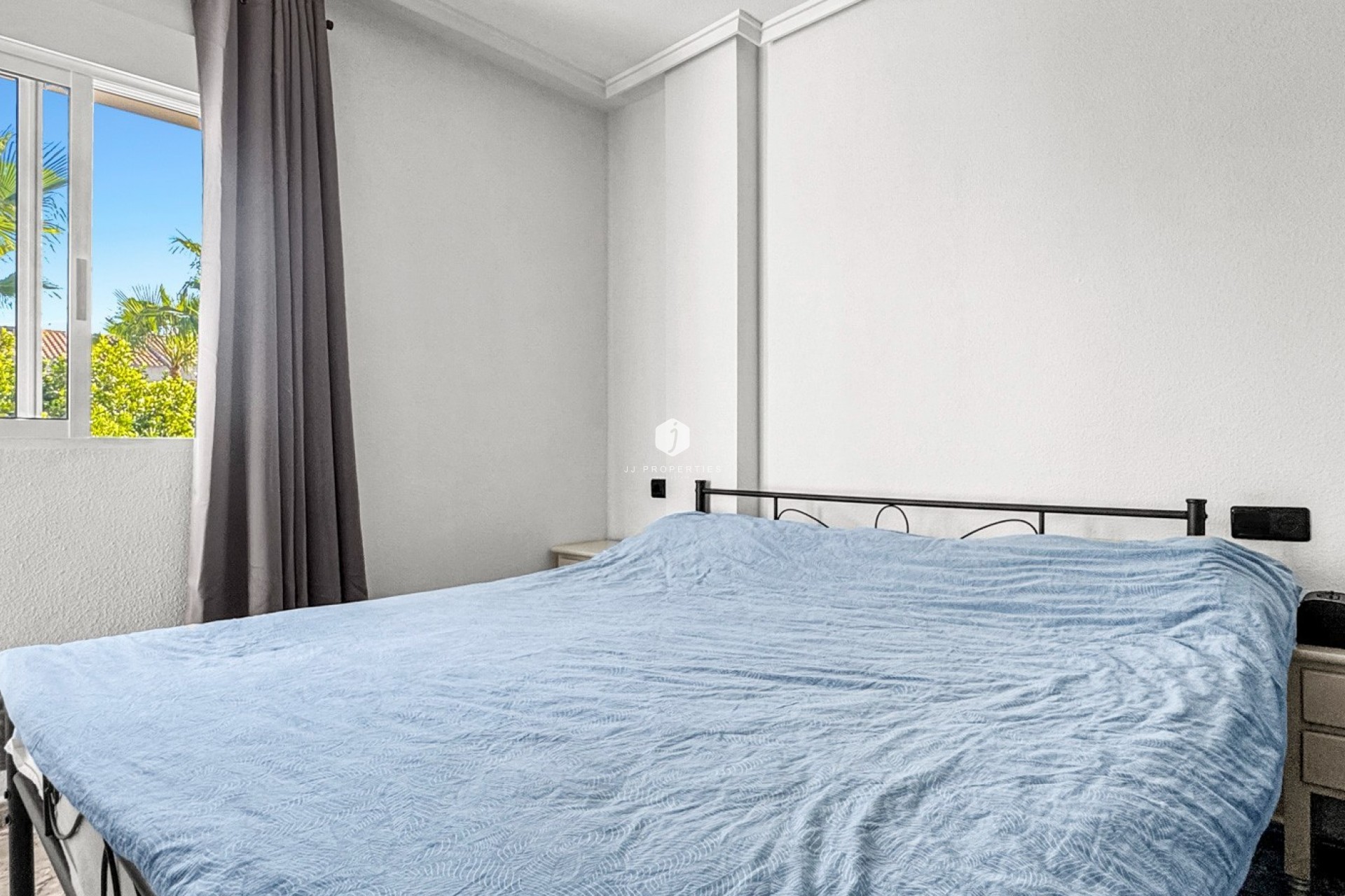 D'occasion - Duplex -
Torrevieja - Costa Blanca