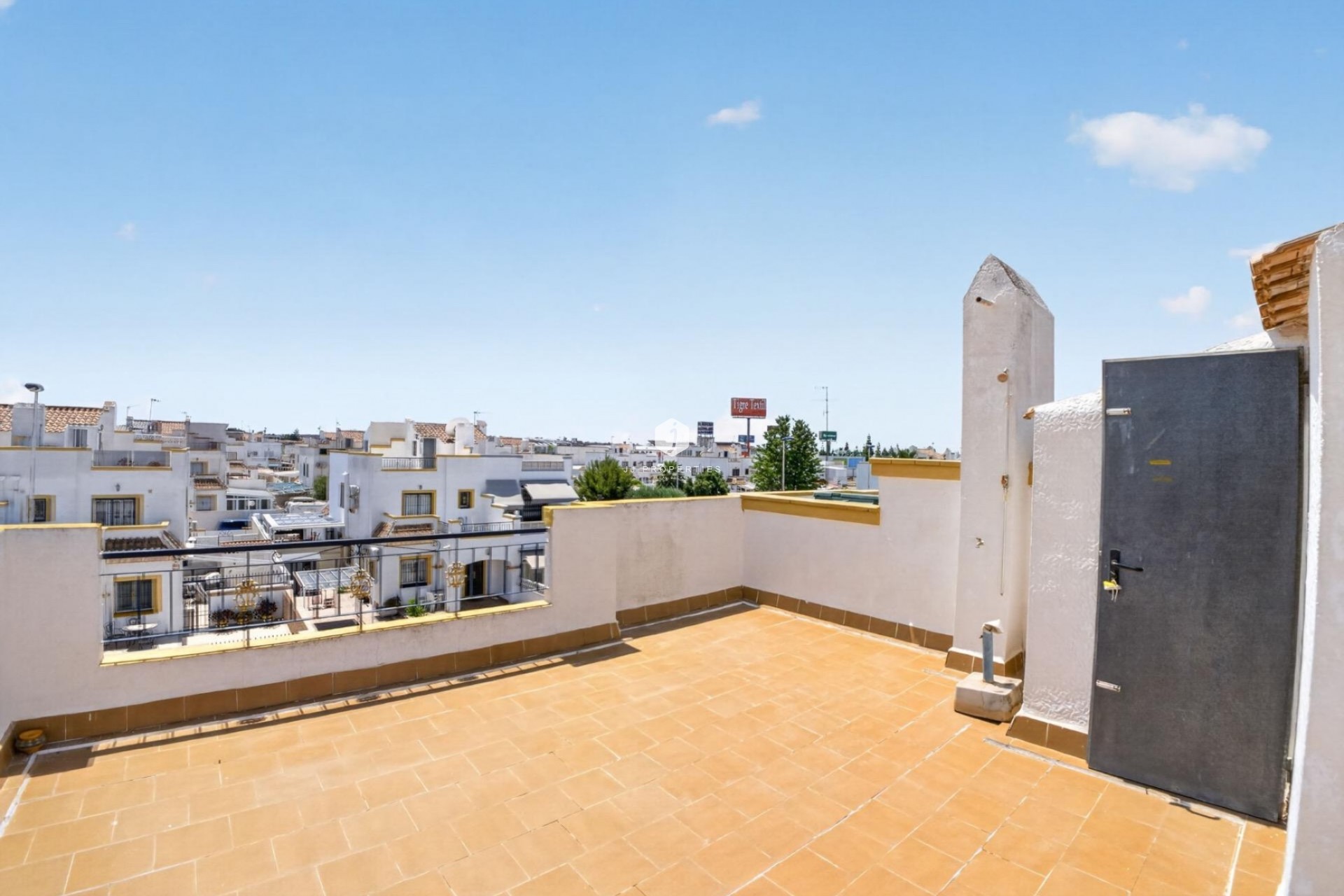 D'occasion - Maison de ville -
Torrevieja - Carrefour