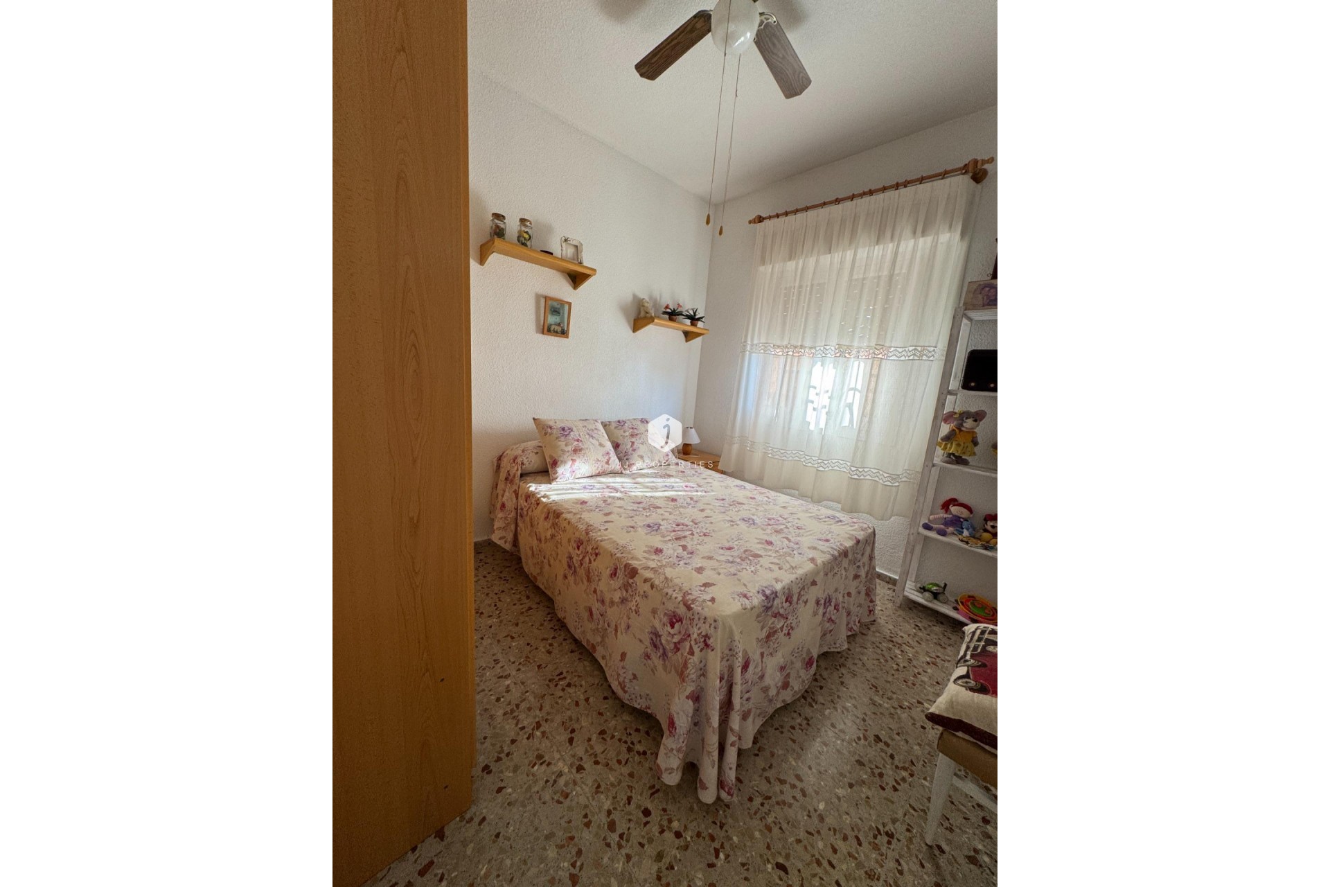 D'occasion - Villa -
Albatera - Partida Lomas