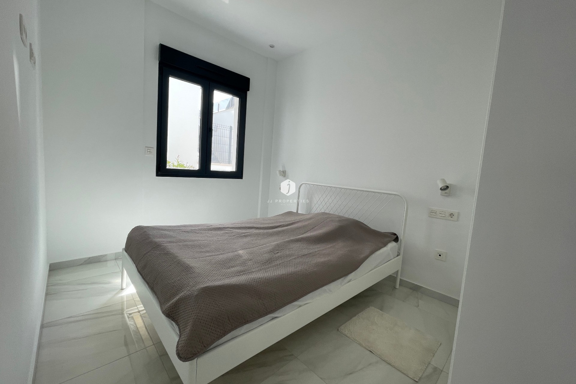 D'occasion - Villa -
Benijofar - Costa Blanca