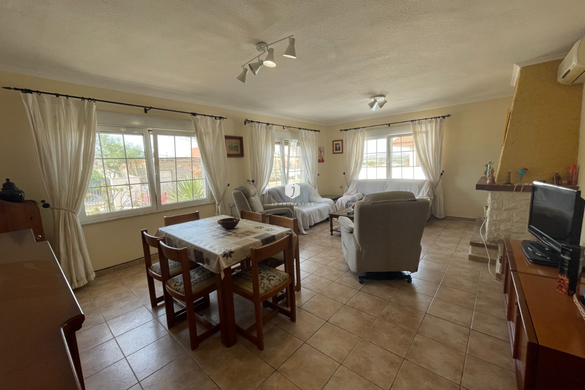 D'occasion - Villa -
Benijofar - Costa Blanca