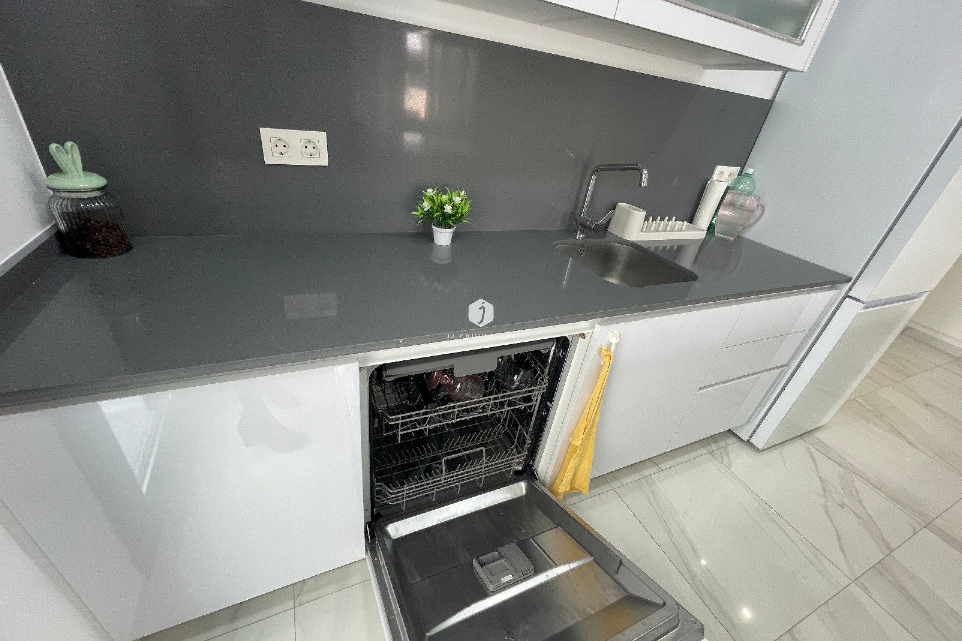 D'occasion - Villa -
Benijofar - Costa Blanca