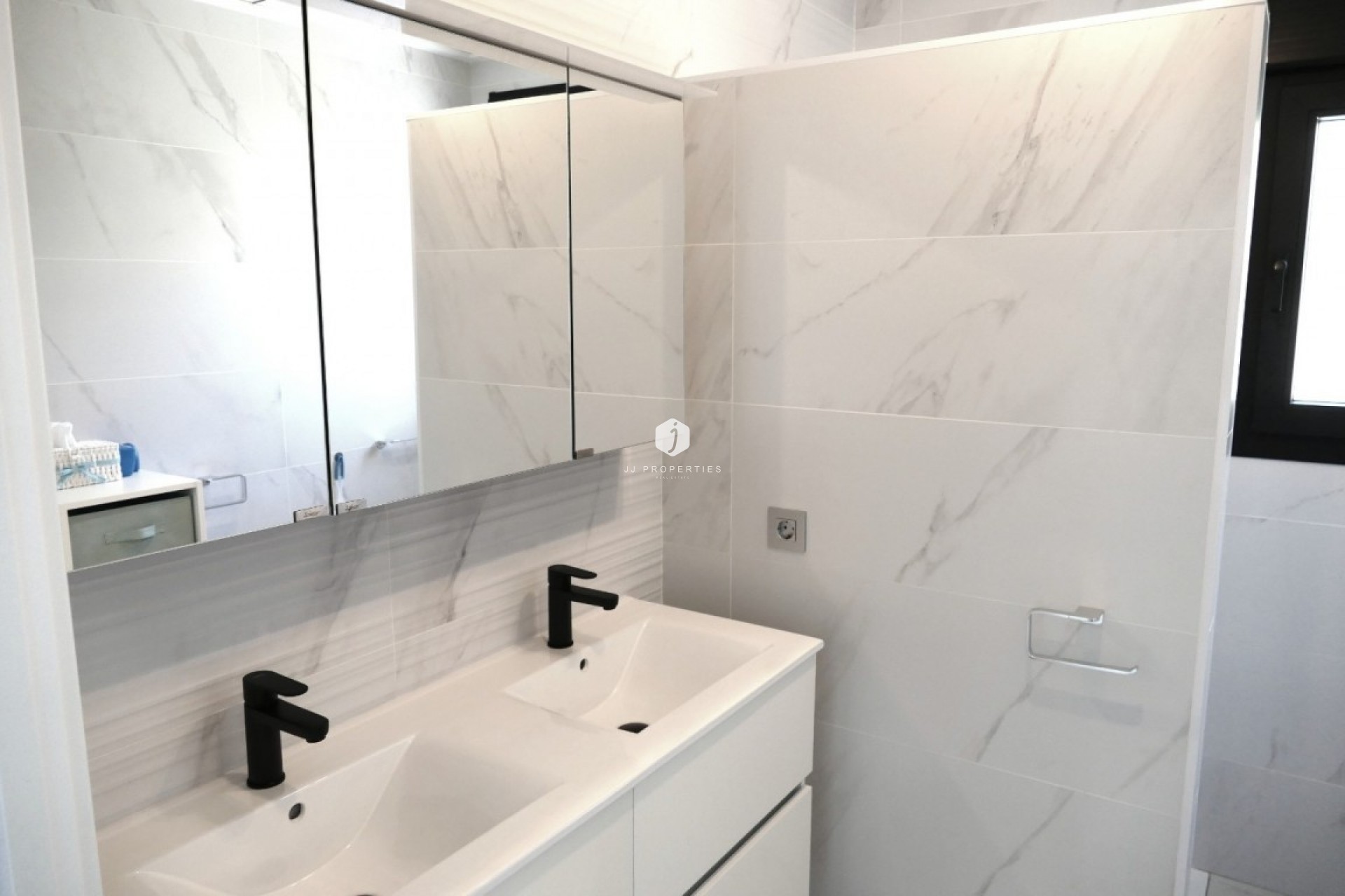 D'occasion - Villa -
Benijofar - Costa Blanca