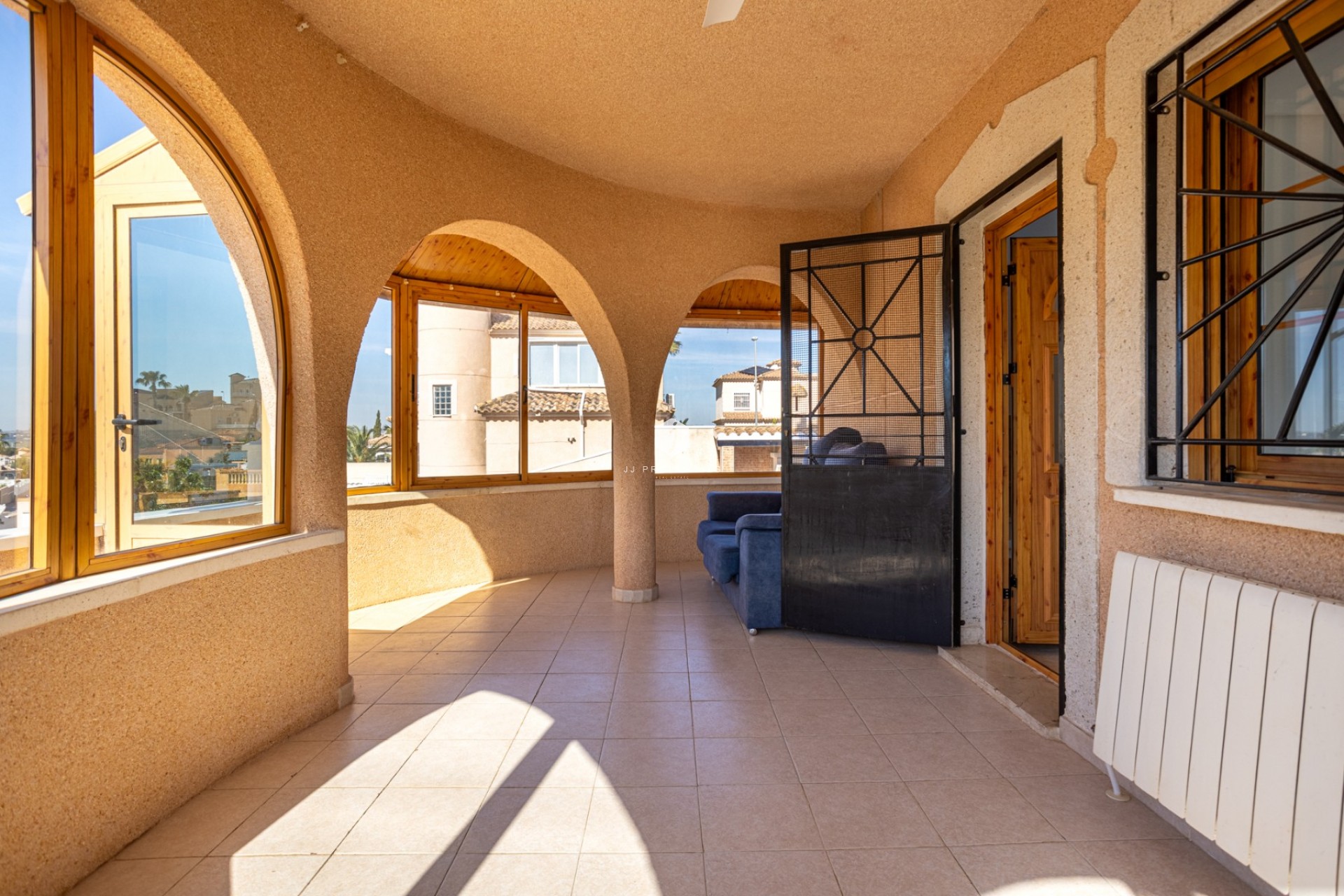 D'occasion - Villa -
Benijofar - Costa Blanca