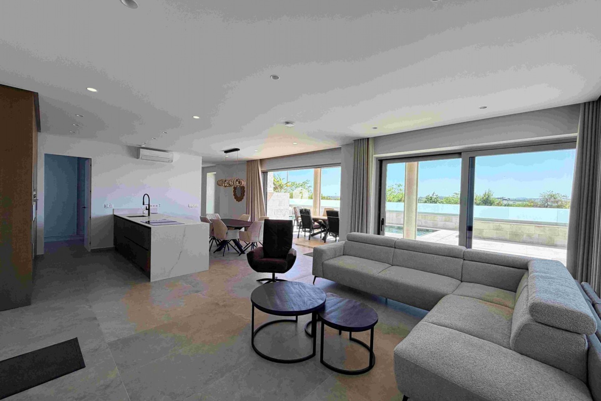 D'occasion - Villa -
Benijofar - Costa Blanca