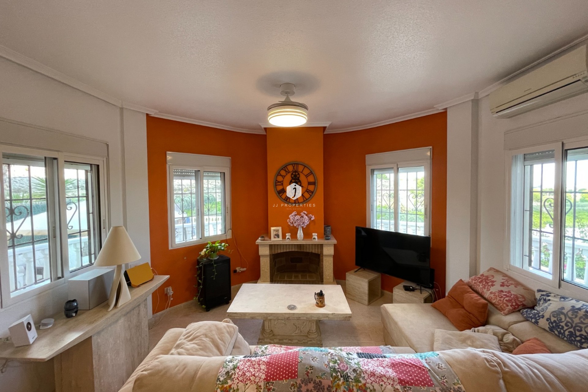 D'occasion - Villa -
Bigastro - Inland