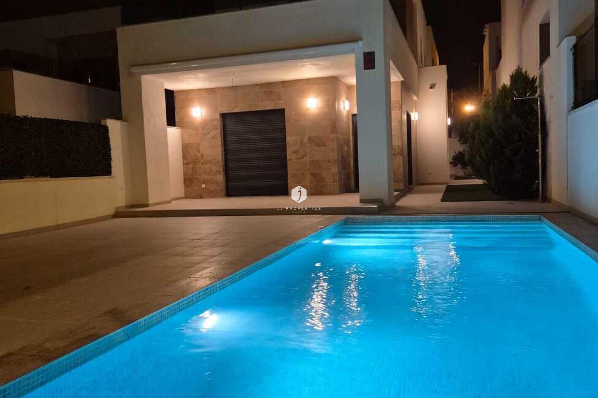 D'occasion - Villa -
Bigastro - Inland