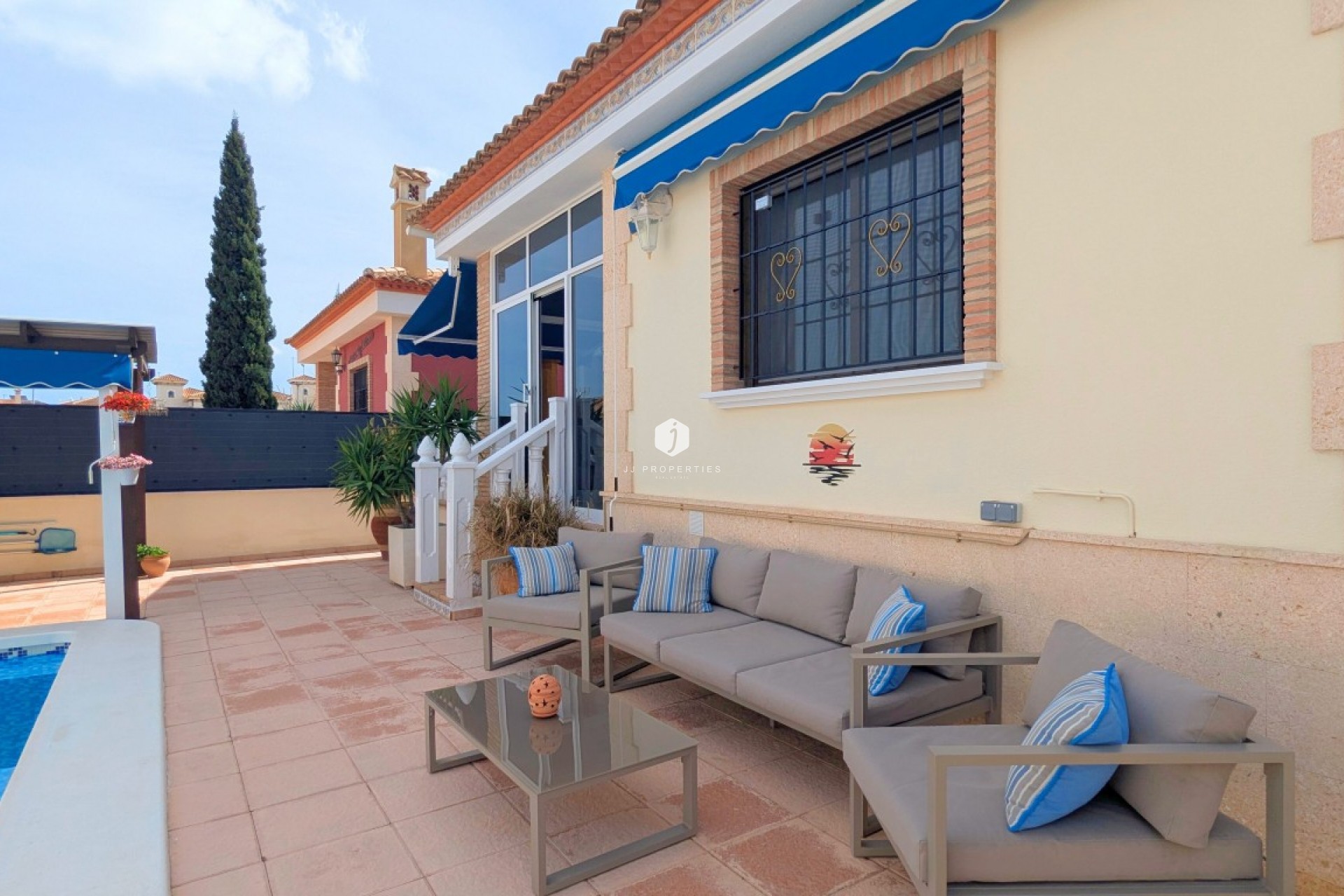 D'occasion - Villa -
Bigastro - Inland