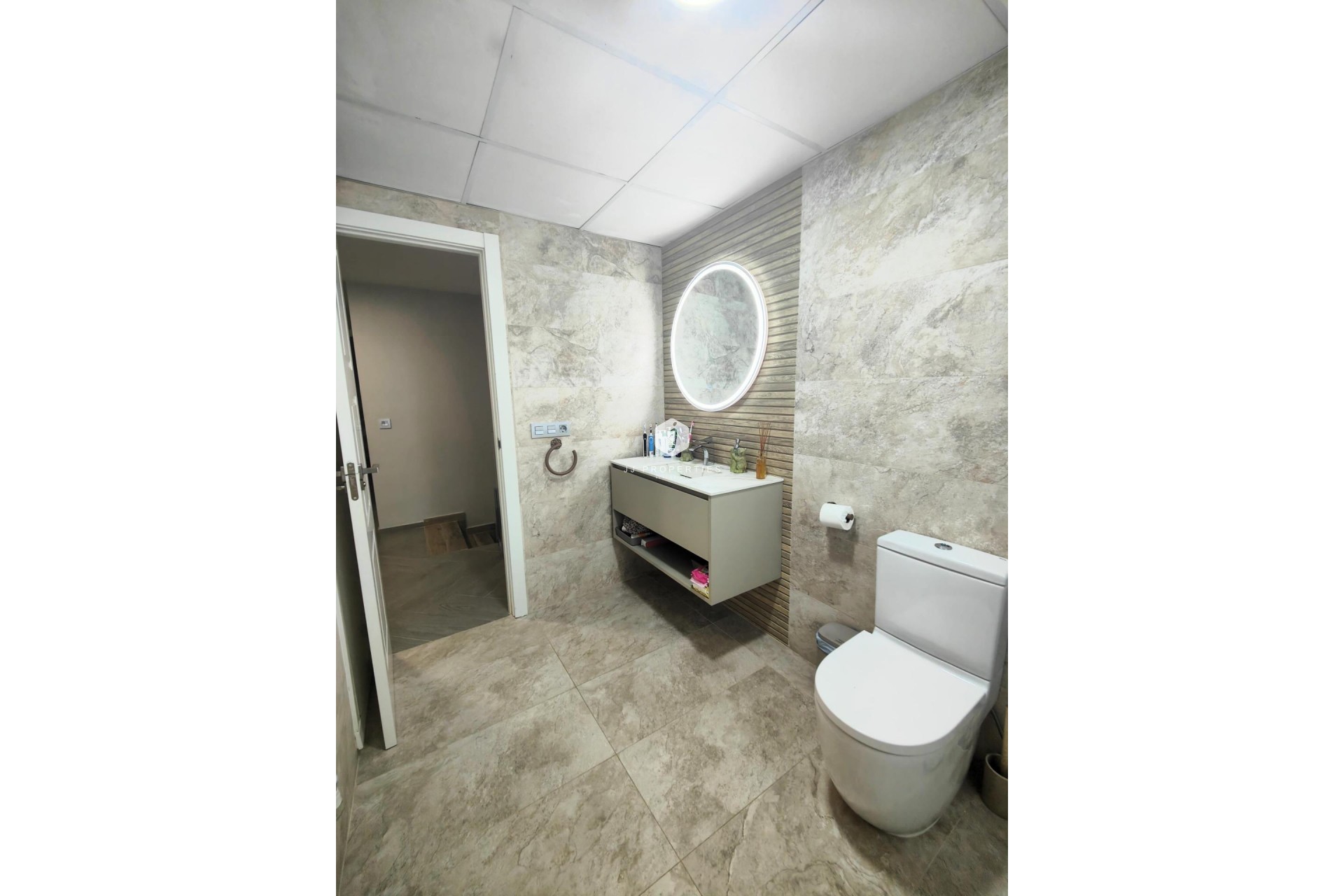 D'occasion - Villa -
Cabo Roig - Costa Blanca