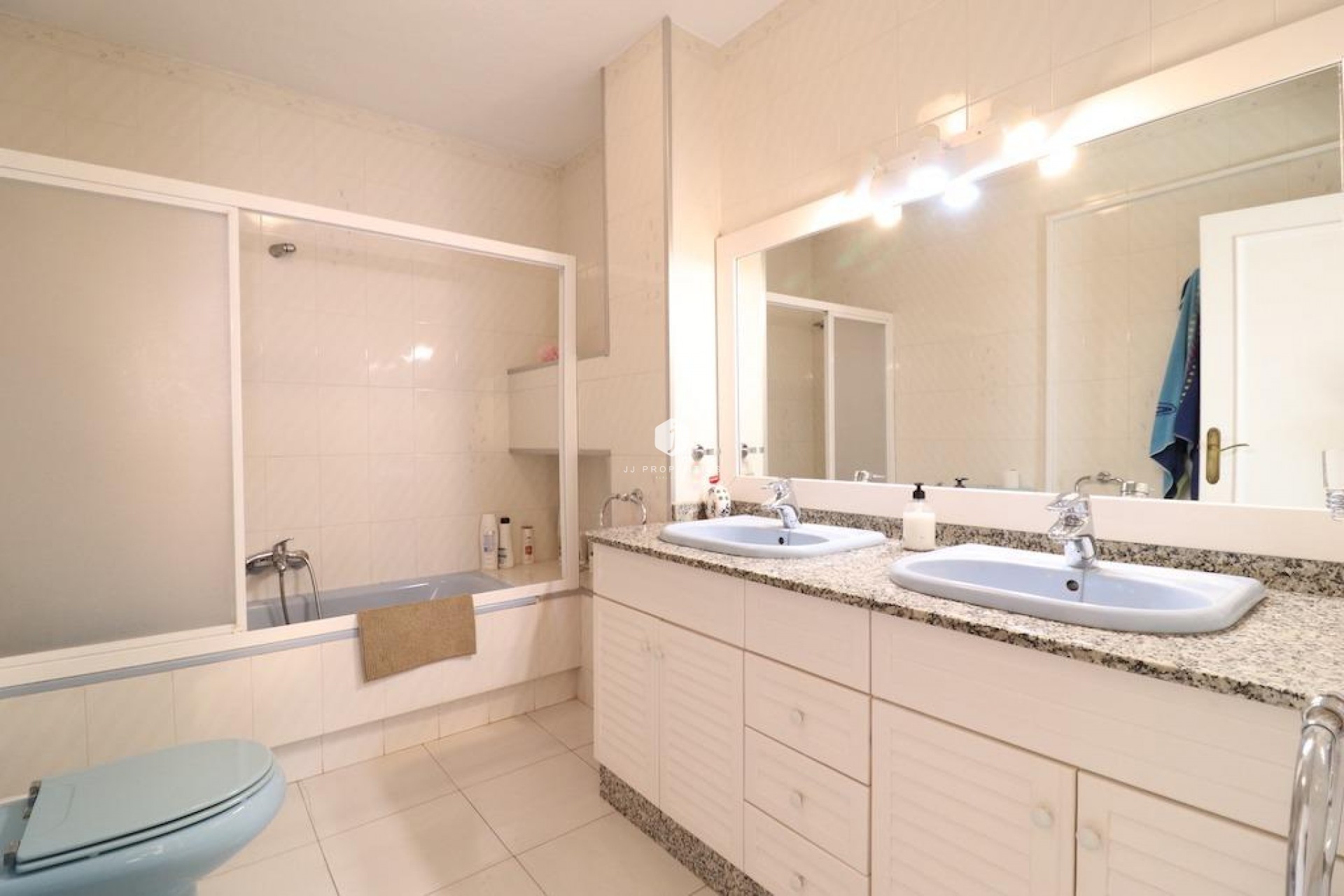 D'occasion - Villa -
Cabo Roig - Costa Blanca