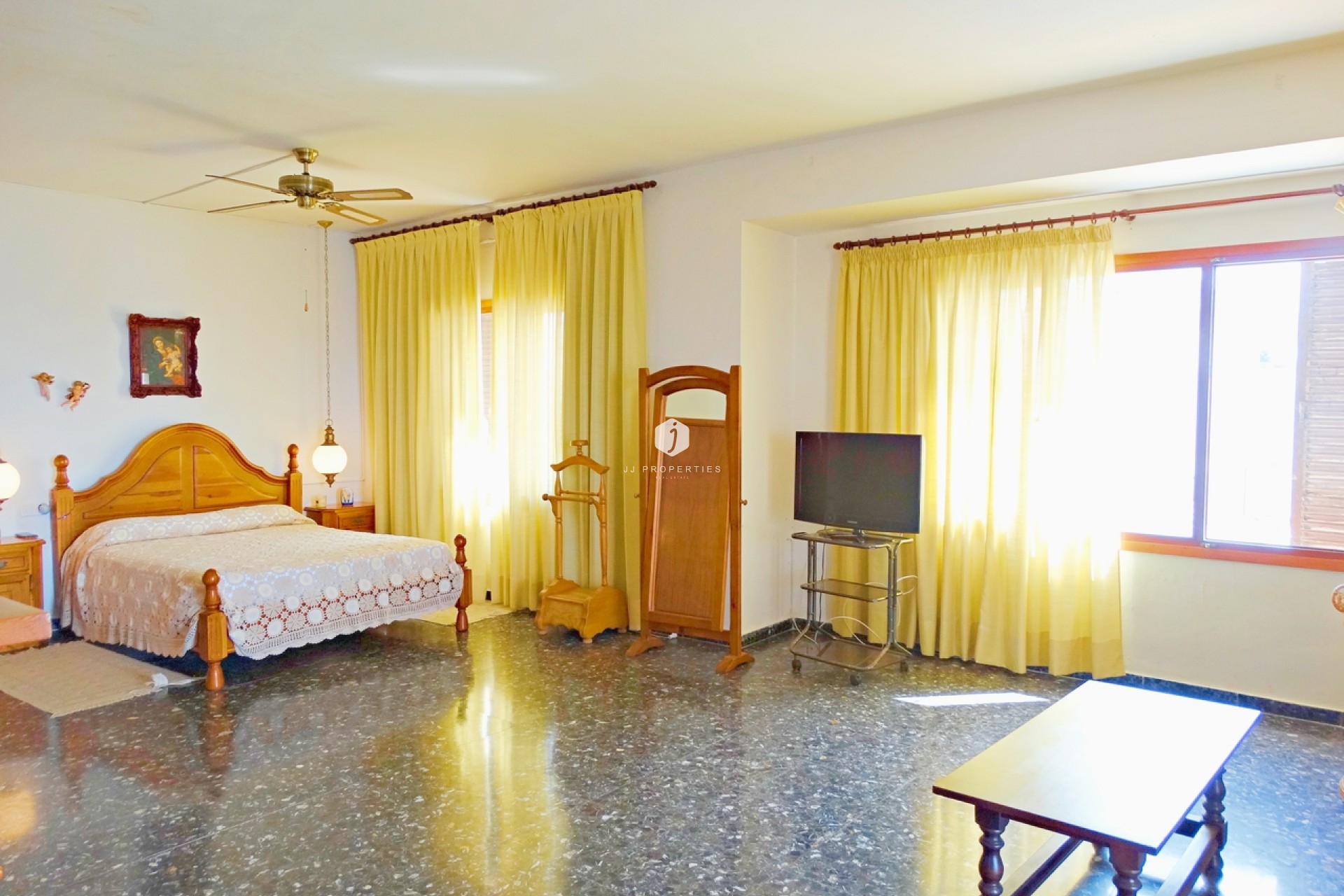 D'occasion - Villa -
Cabo Roig - Costa Blanca