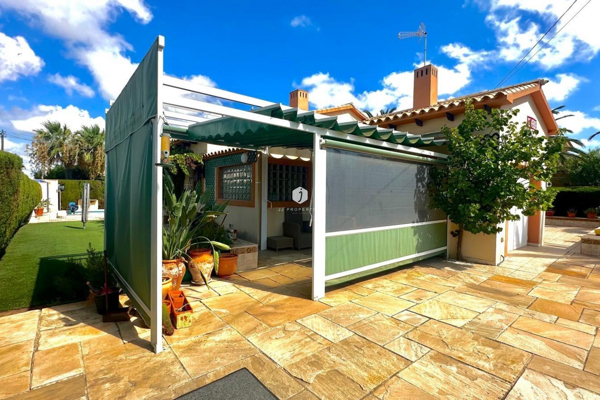 D'occasion - Villa -
Cabo Roig - Costa Blanca