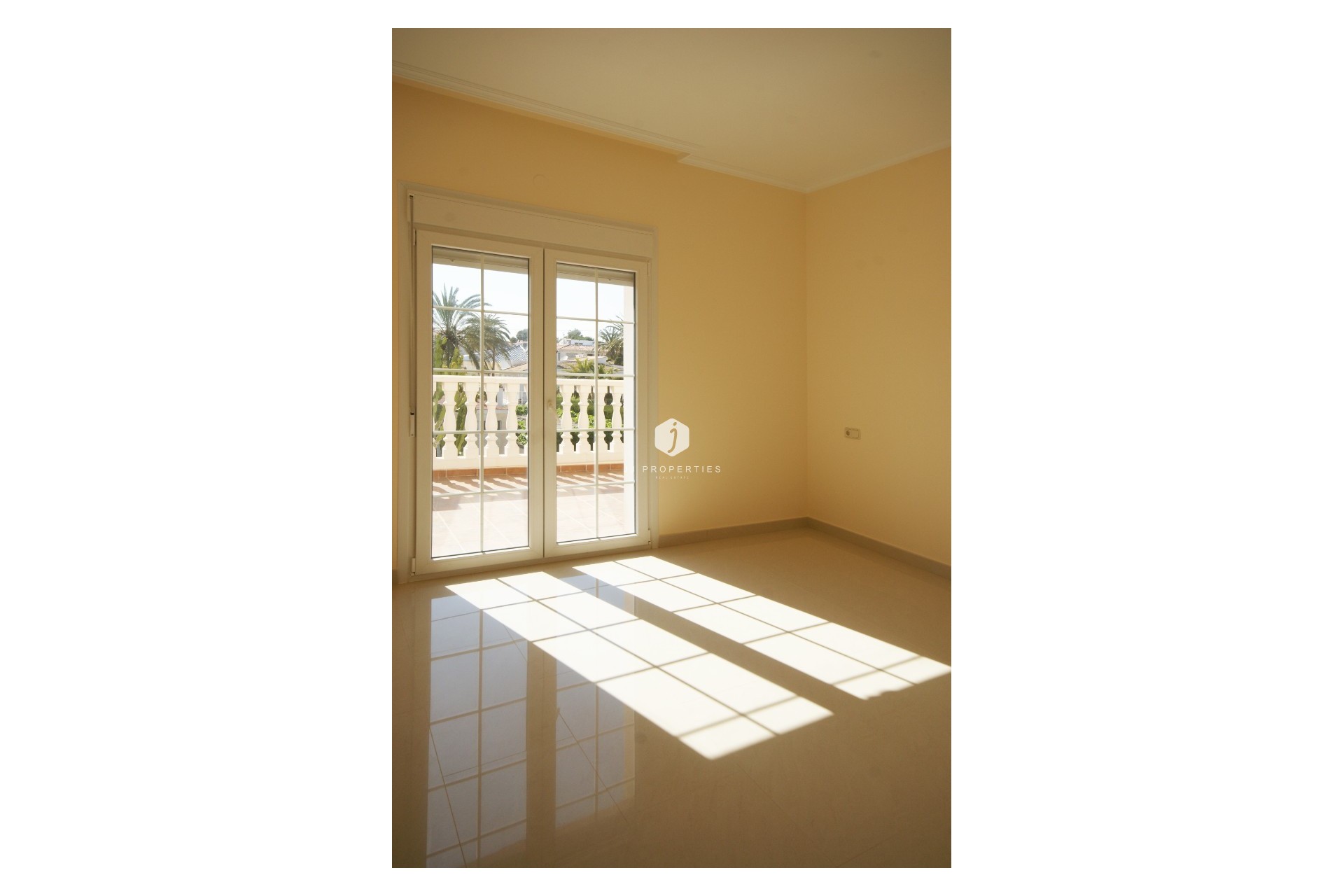 D'occasion - Villa -
Cabo Roig - Costa Blanca