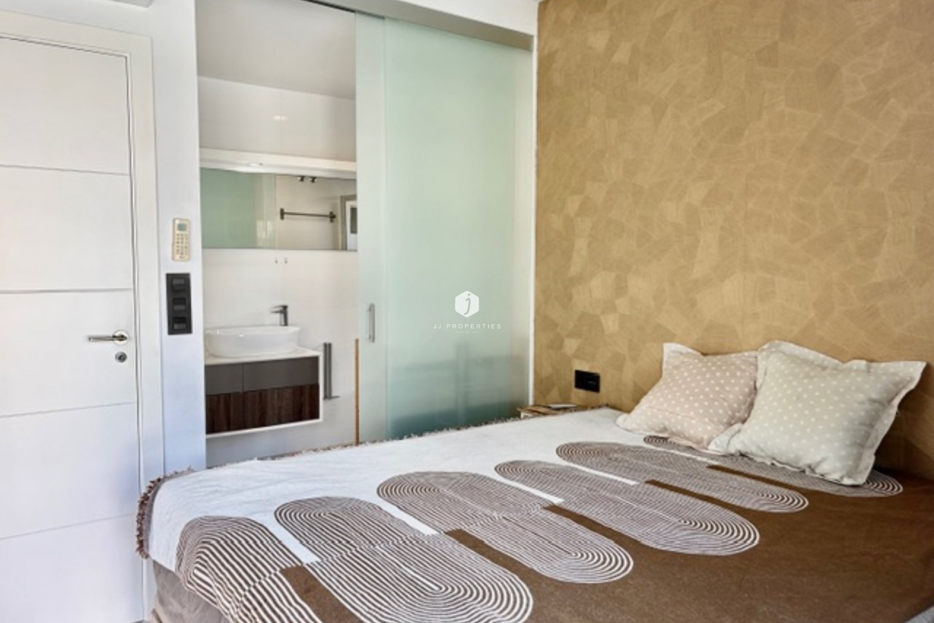 D'occasion - Villa -
Cabo Roig - Costa Blanca