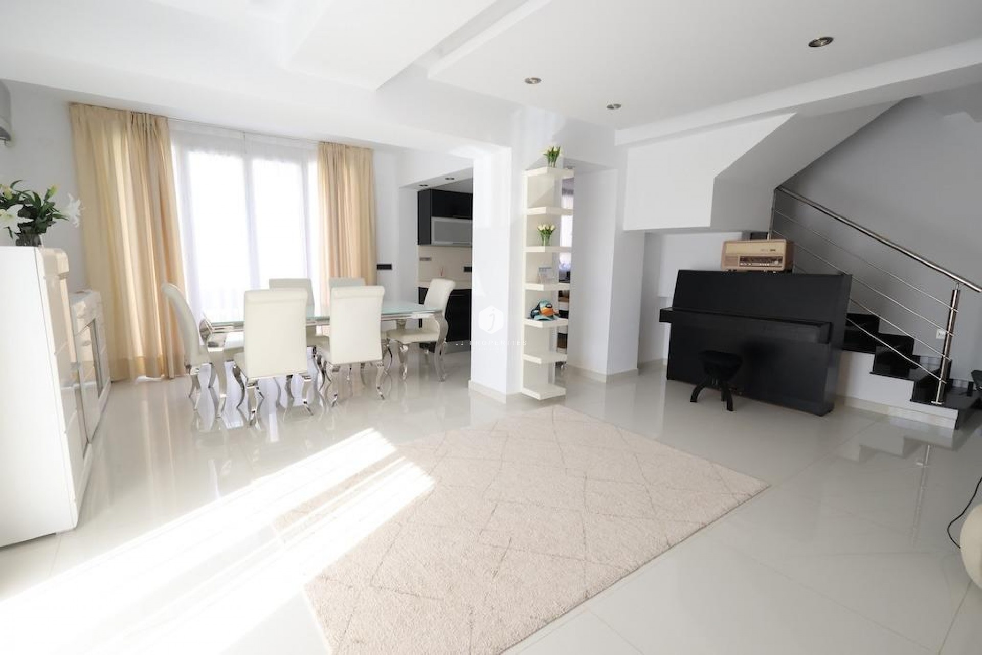 D'occasion - Villa -
Cabo Roig - Costa Blanca