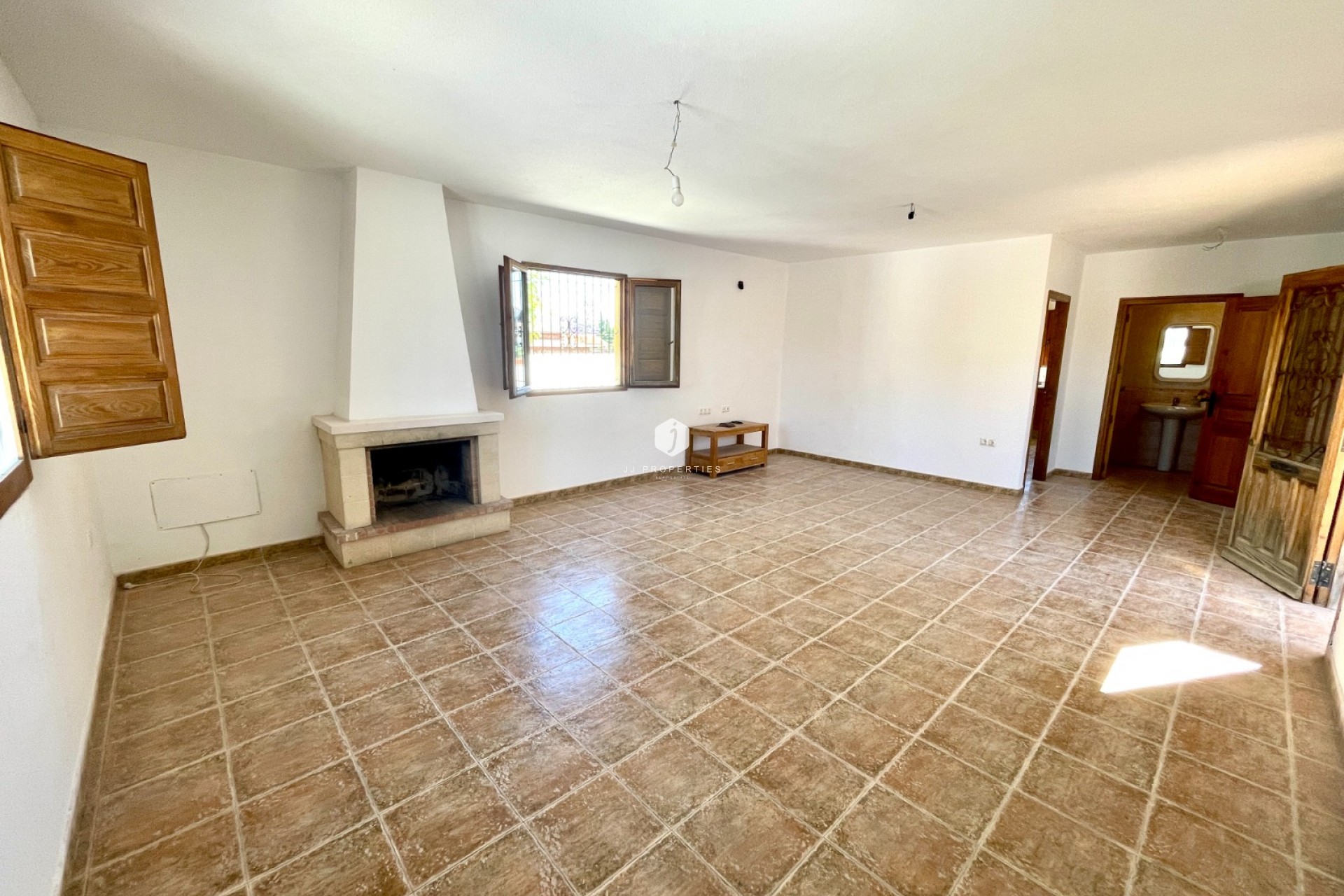 D'occasion - Villa -
Catral - Costa Blanca