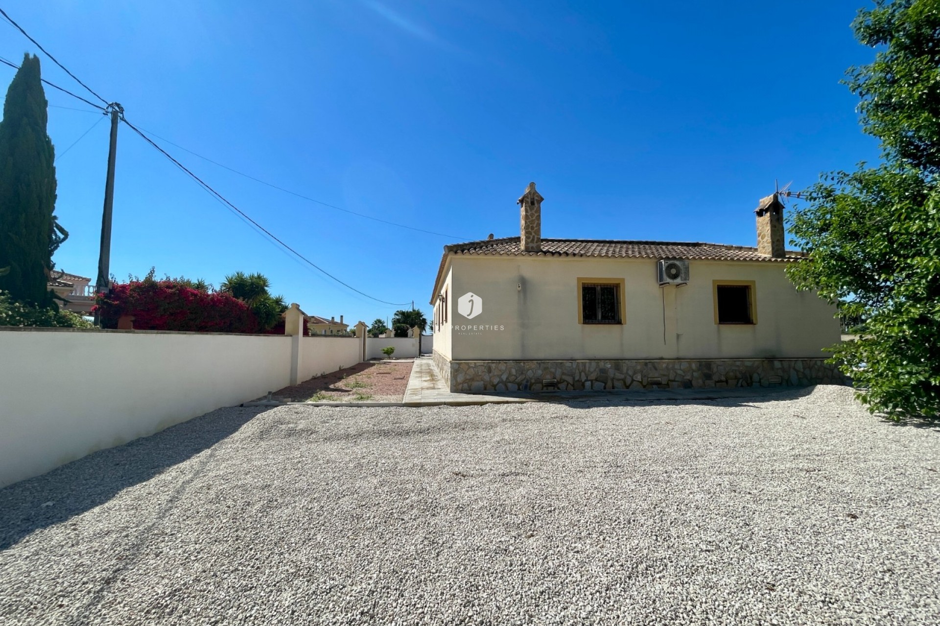D'occasion - Villa -
Catral - Costa Blanca