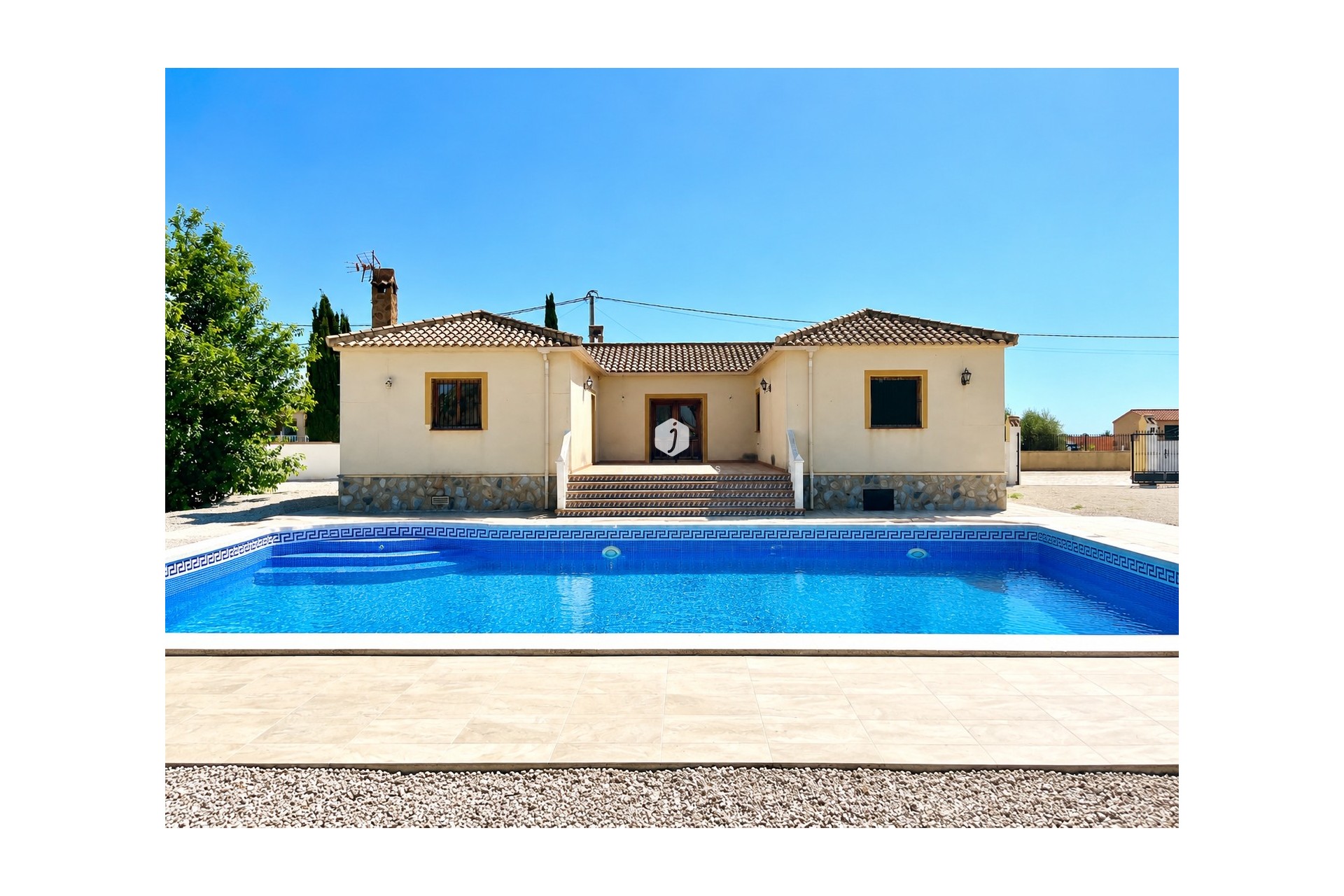 D'occasion - Villa -
Catral - Costa Blanca