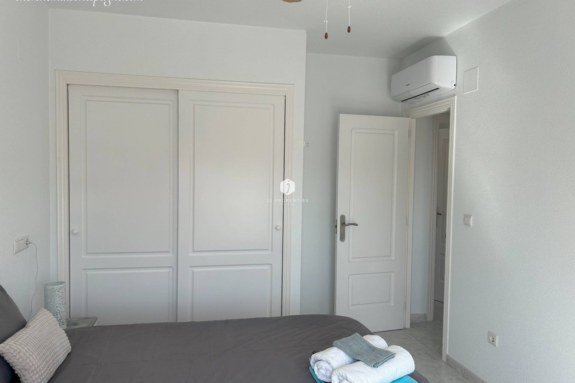 D'occasion - Villa -
Ciudad Quesada - Benimar