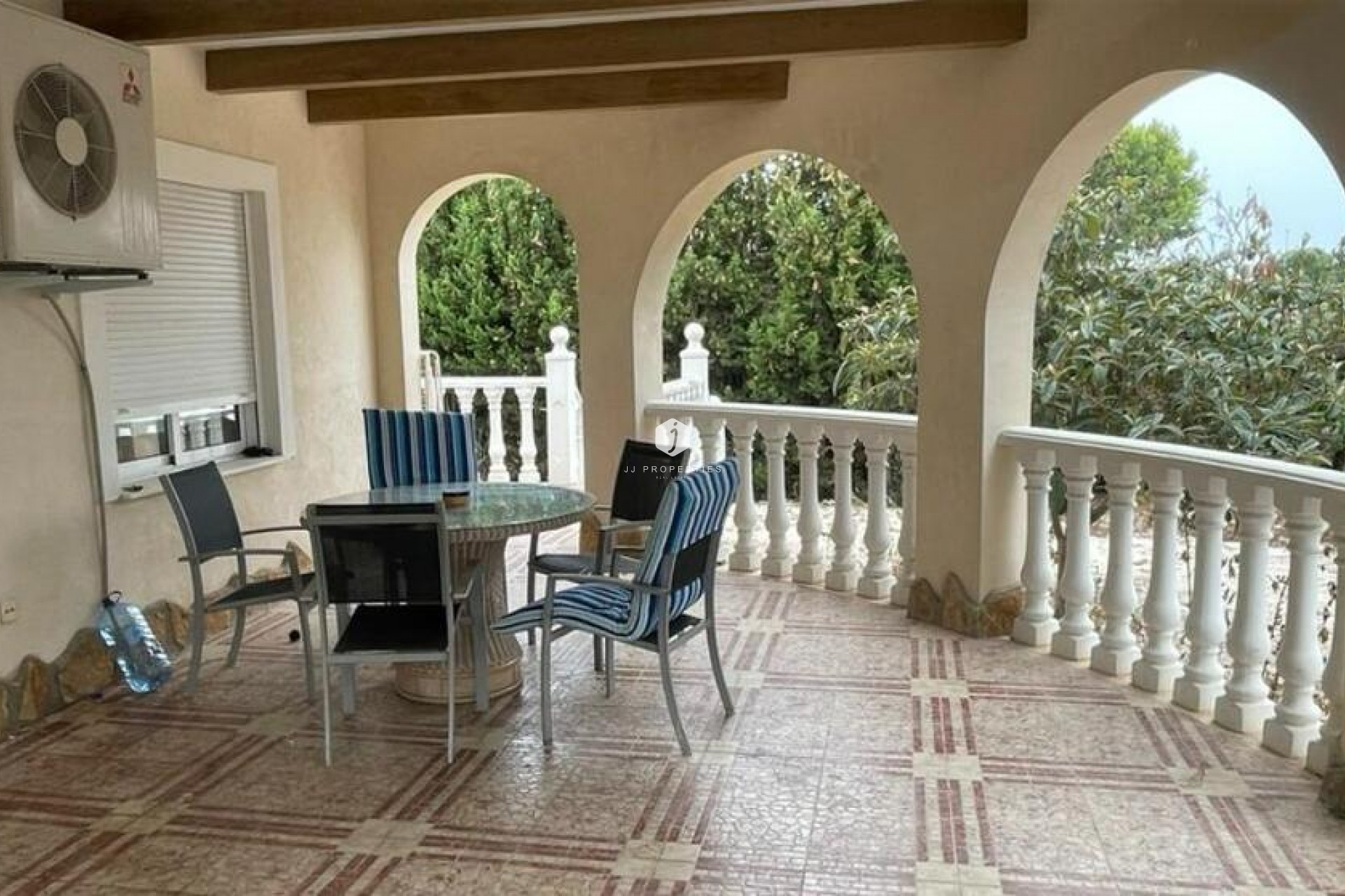 D'occasion - Villa -
Daya Vieja - Costa Blanca