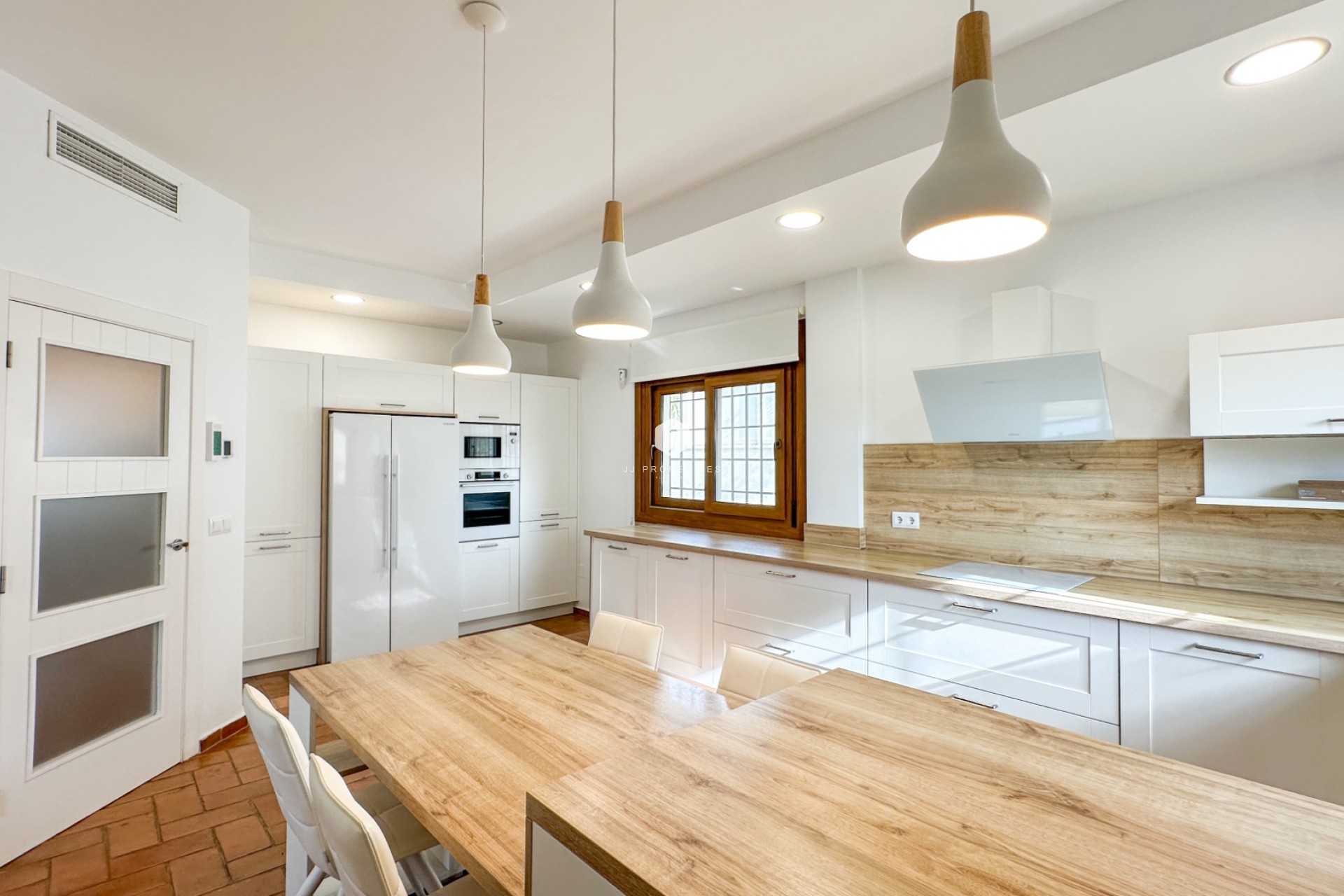 D'occasion - Villa -
Dehesa de Campoamor - Costa Blanca