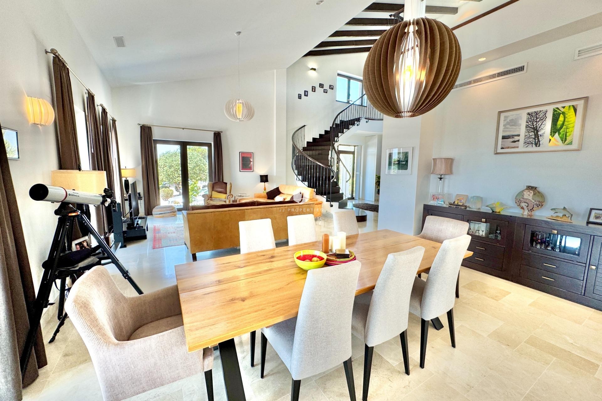 D'occasion - Villa -
Dolores - Comunidad Valenciana