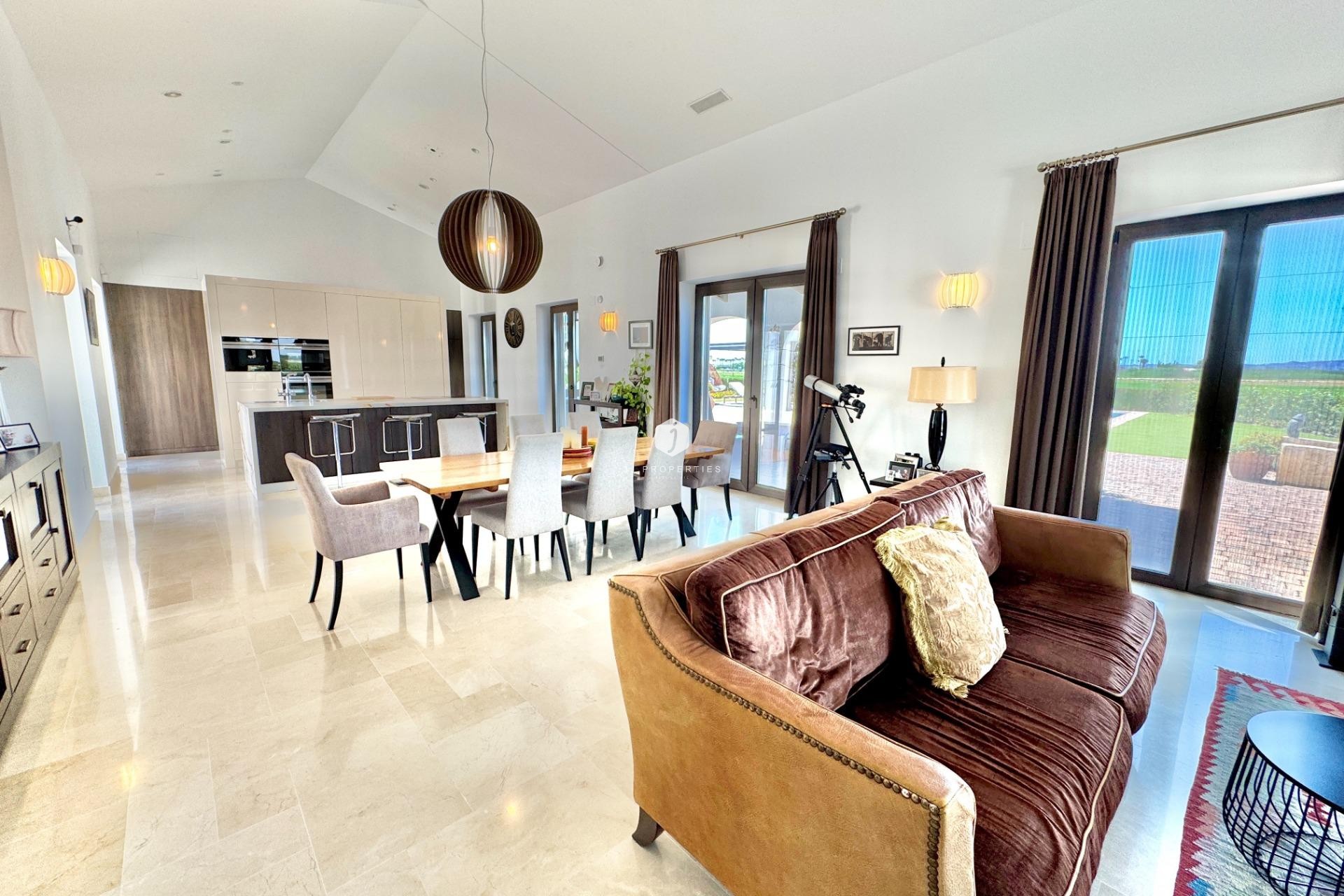 D'occasion - Villa -
Dolores - Comunidad Valenciana