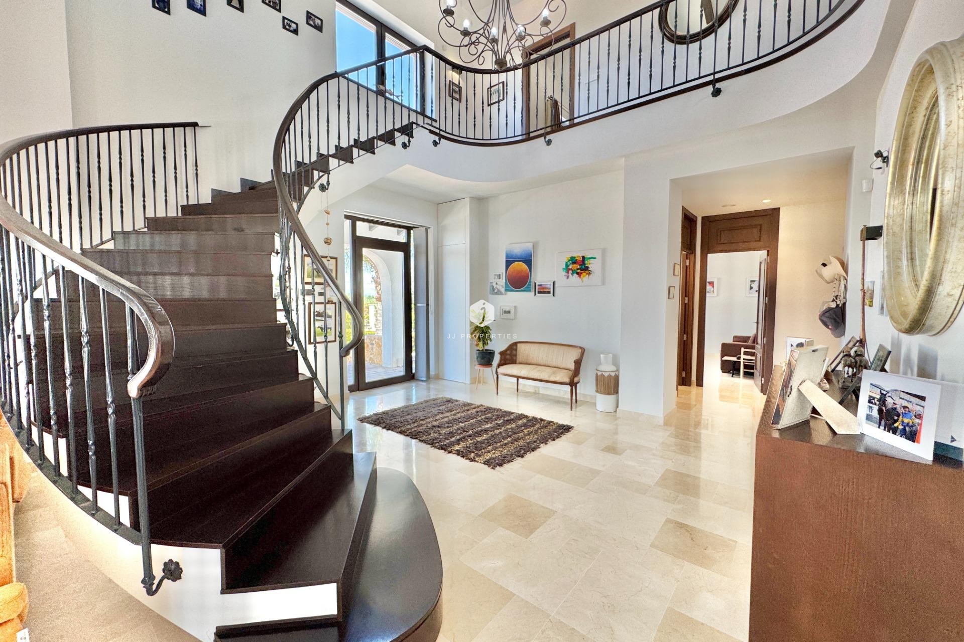 D'occasion - Villa -
Dolores - Comunidad Valenciana