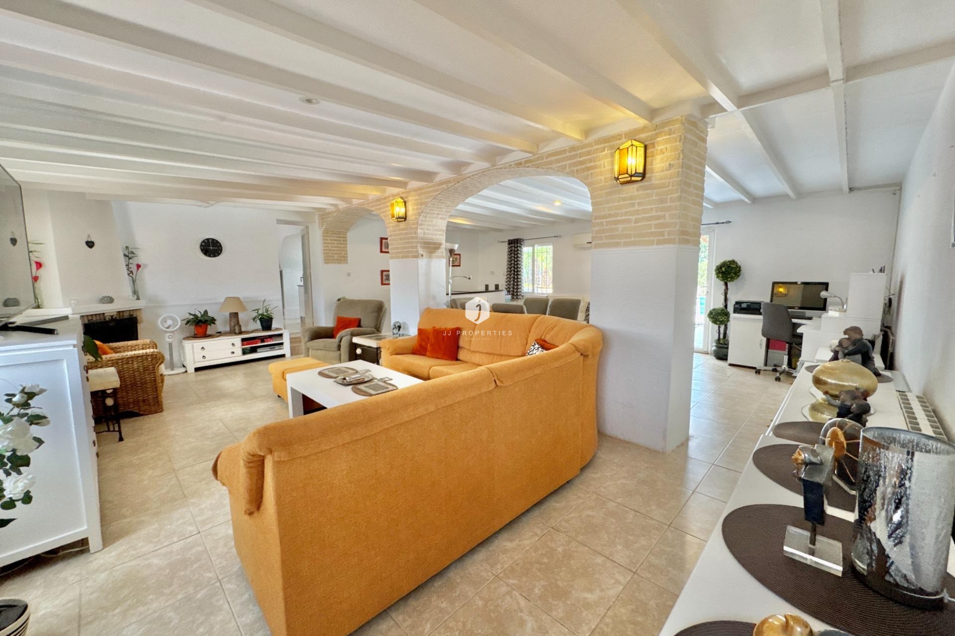 D'occasion - Villa -
Dolores - Comunidad Valenciana