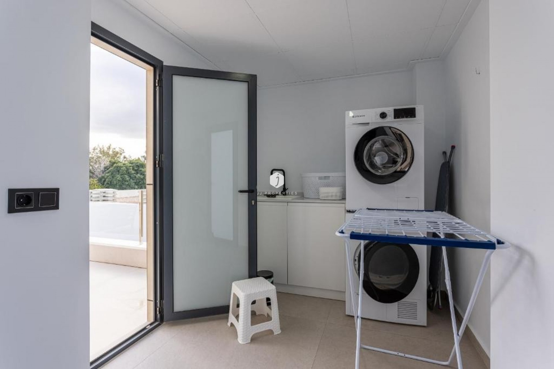 D'occasion - Villa -
Dolores - Costa Blanca