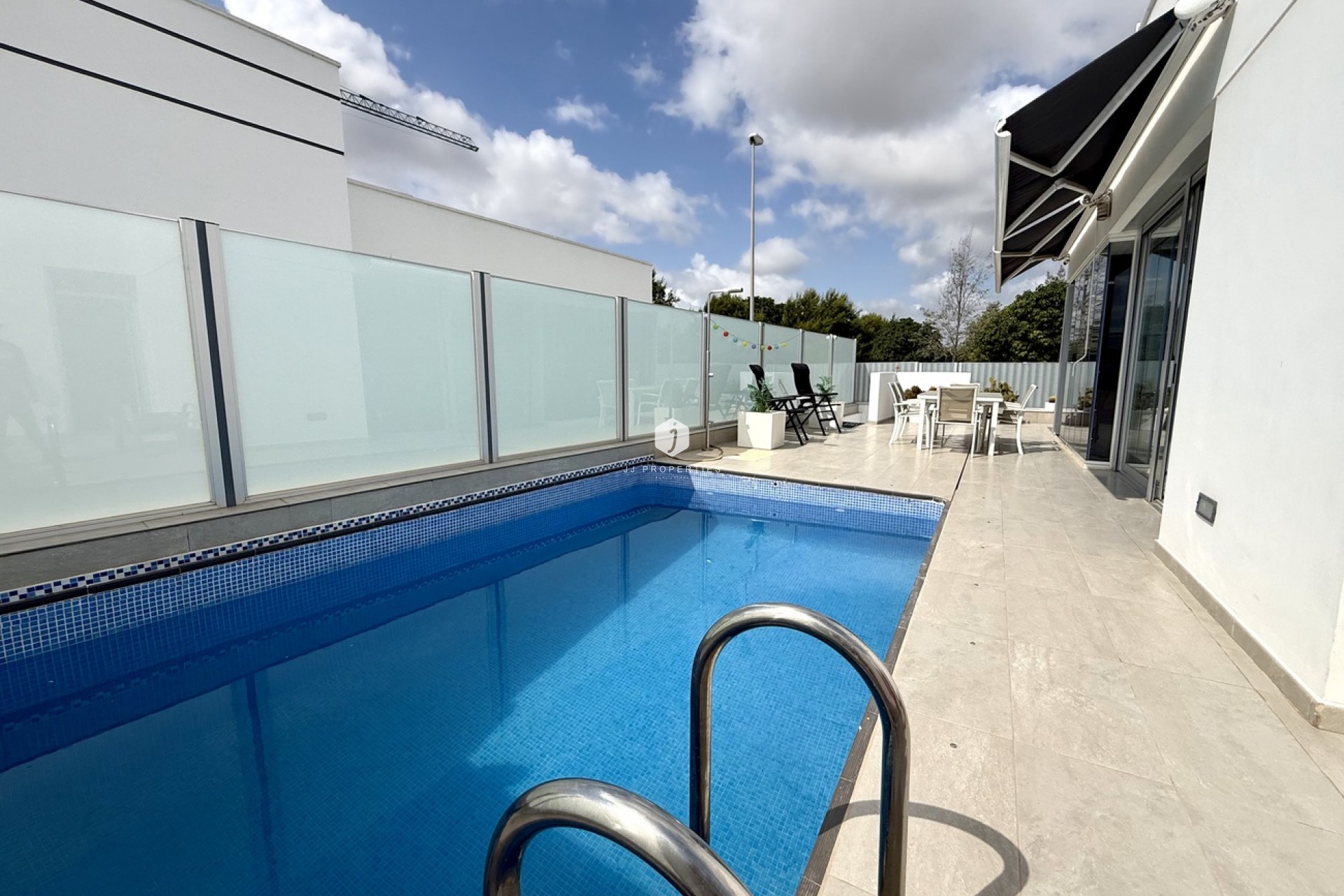 D'occasion - Villa -
Dolores - Costa Blanca