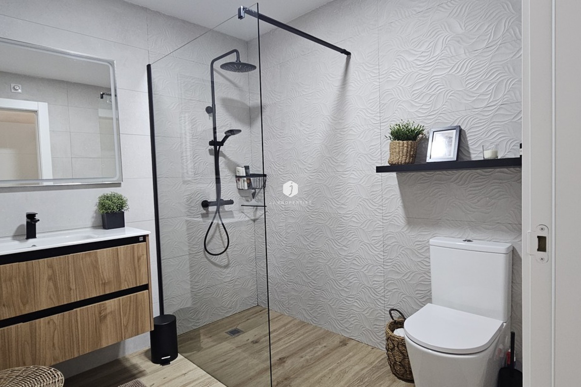 D'occasion - Villa -
Dolores - Sector 4