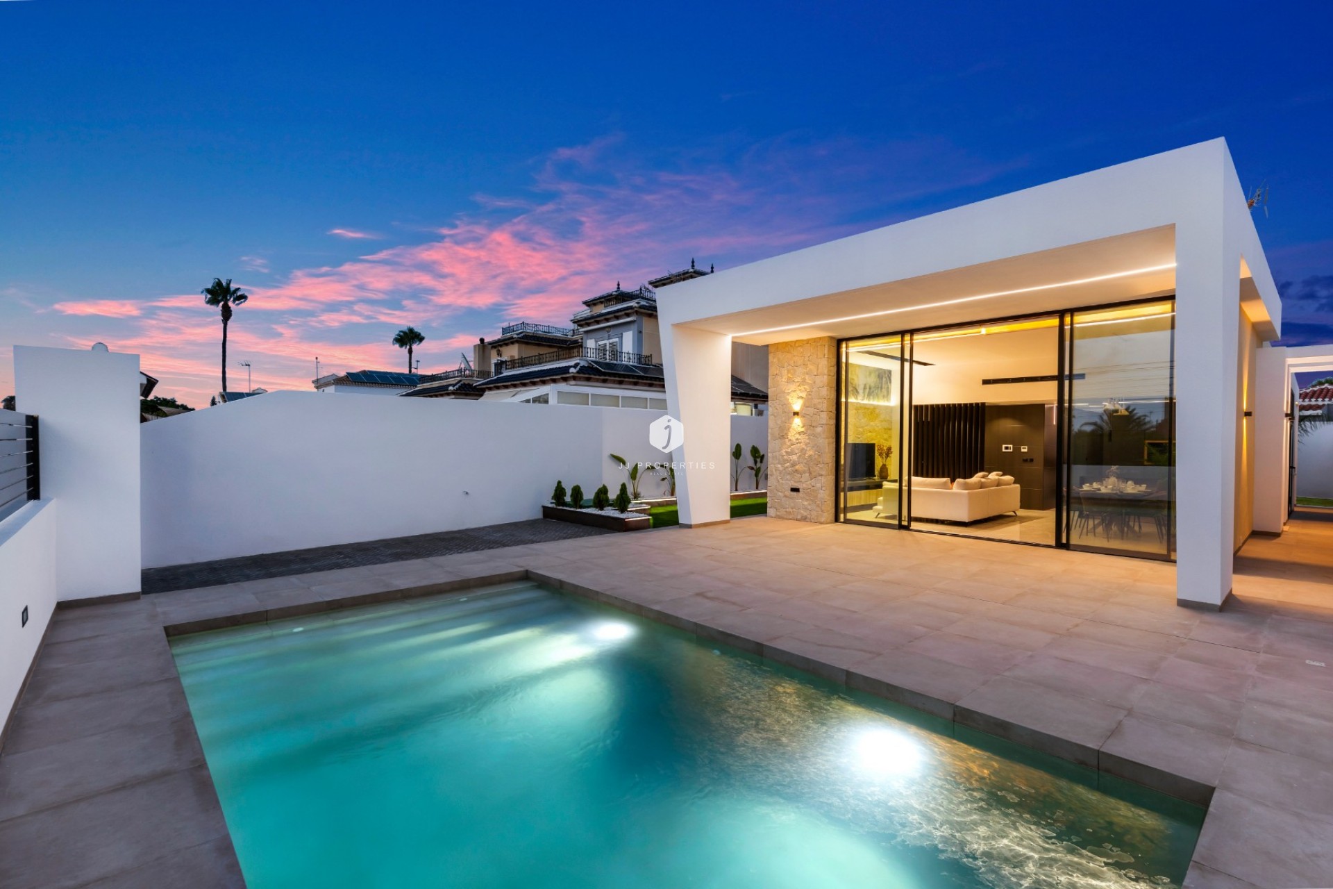 D'occasion - Villa -
El Chaparral - Inland