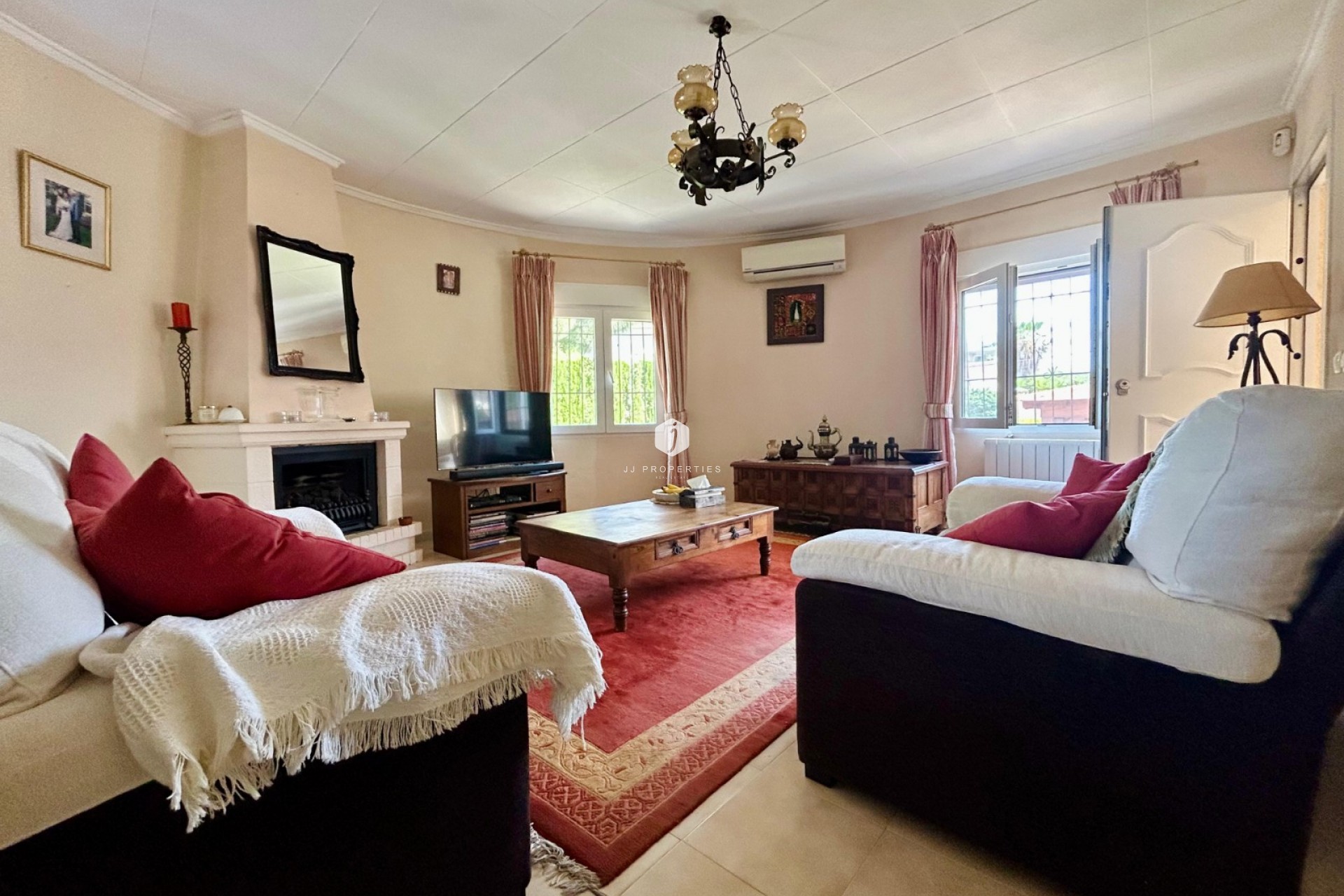 D'occasion - Villa -
El Chaparral - Inland