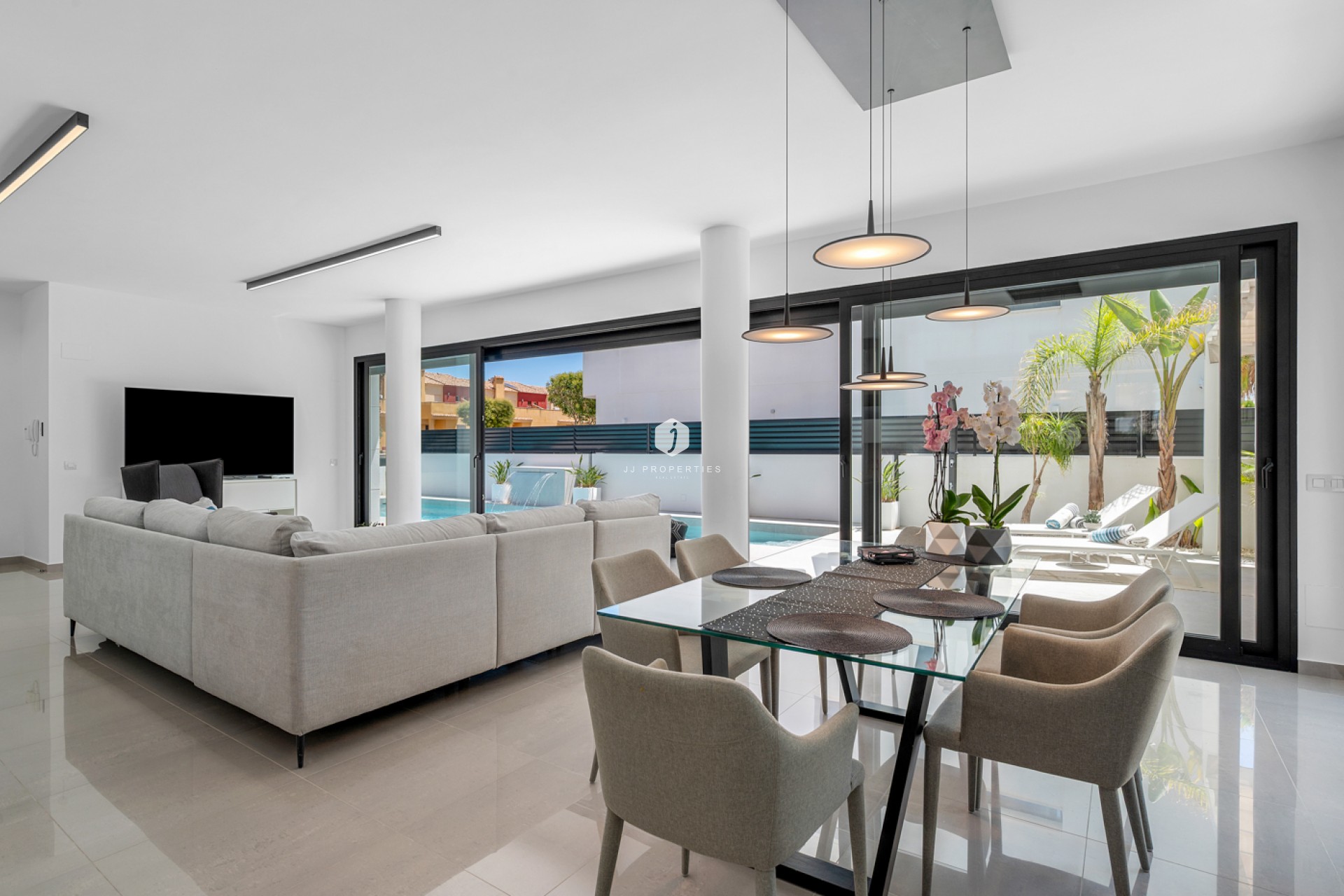 D'occasion - Villa -
Guardamar del Segura - Costa Blanca