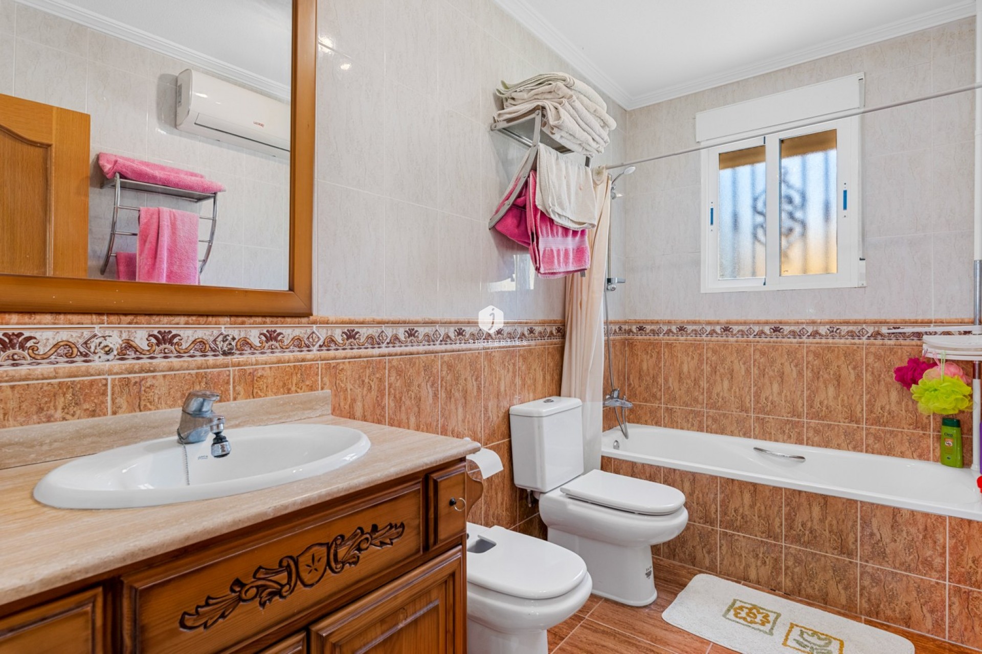 D'occasion - Villa -
Jacarilla - Inland