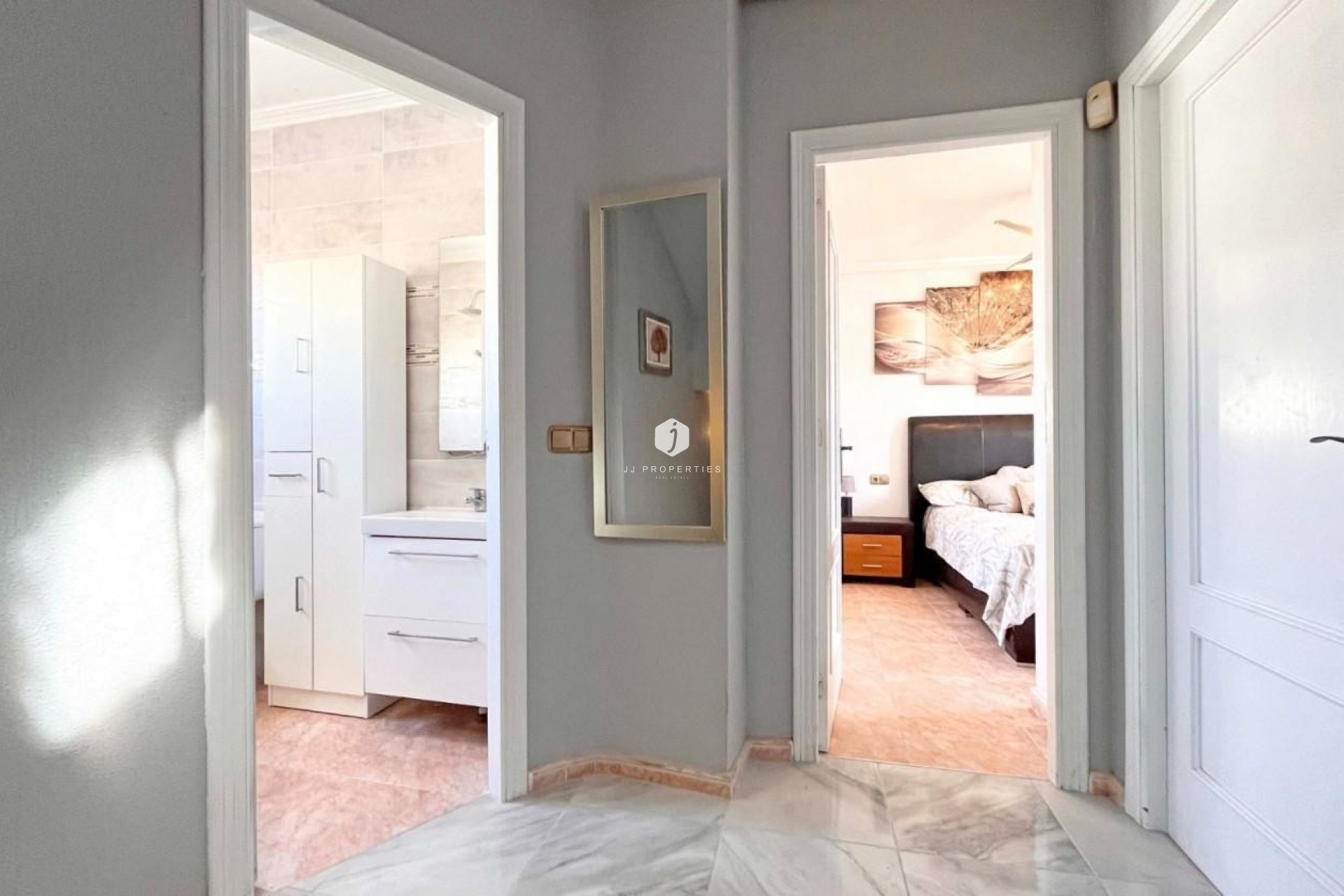 D'occasion - Villa -
La Zenia - Costa Blanca