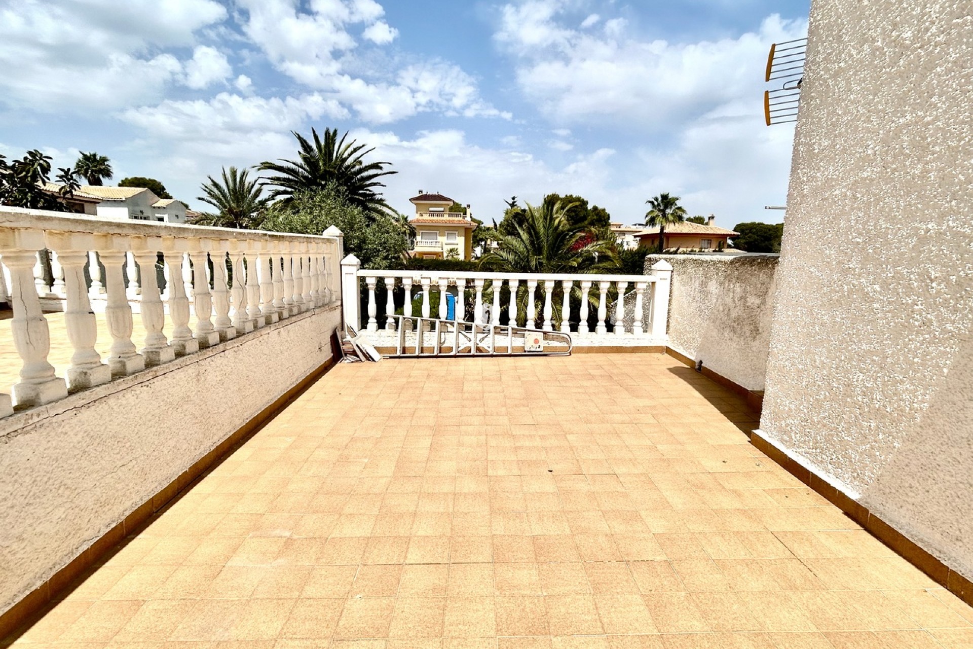 D'occasion - Villa -
La Zenia - Costa Blanca
