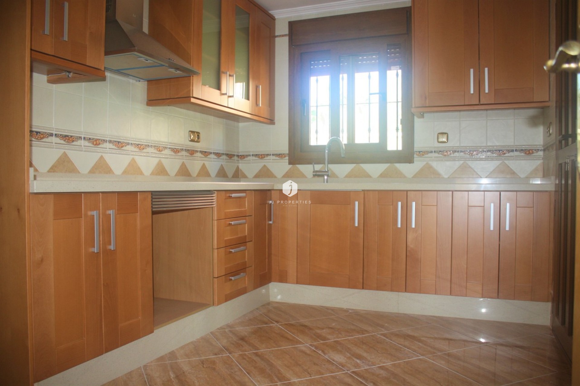 D'occasion - Villa -
Los Altos - Costa Blanca