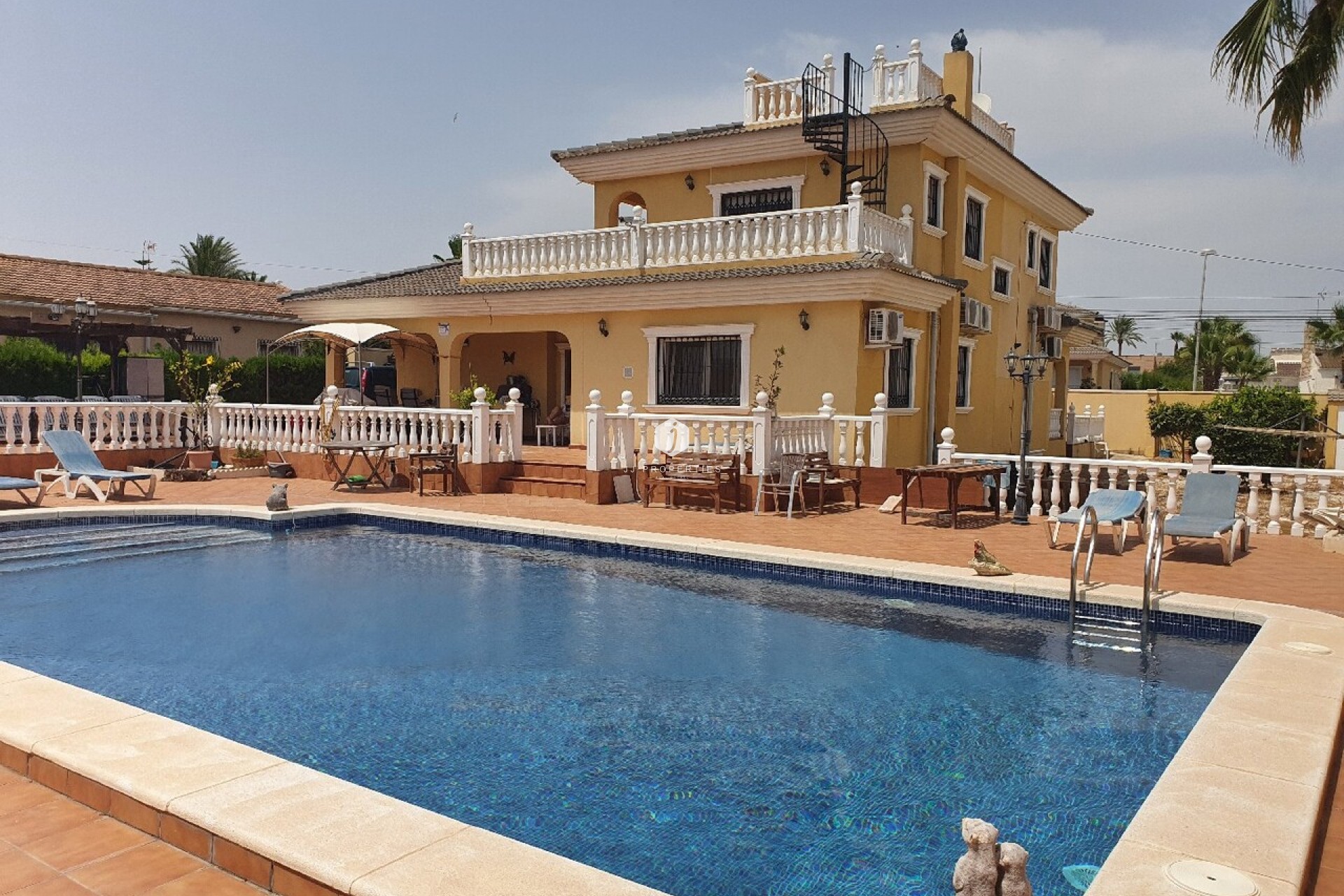 D'occasion - Villa -
Los Balcones - Costa Blanca