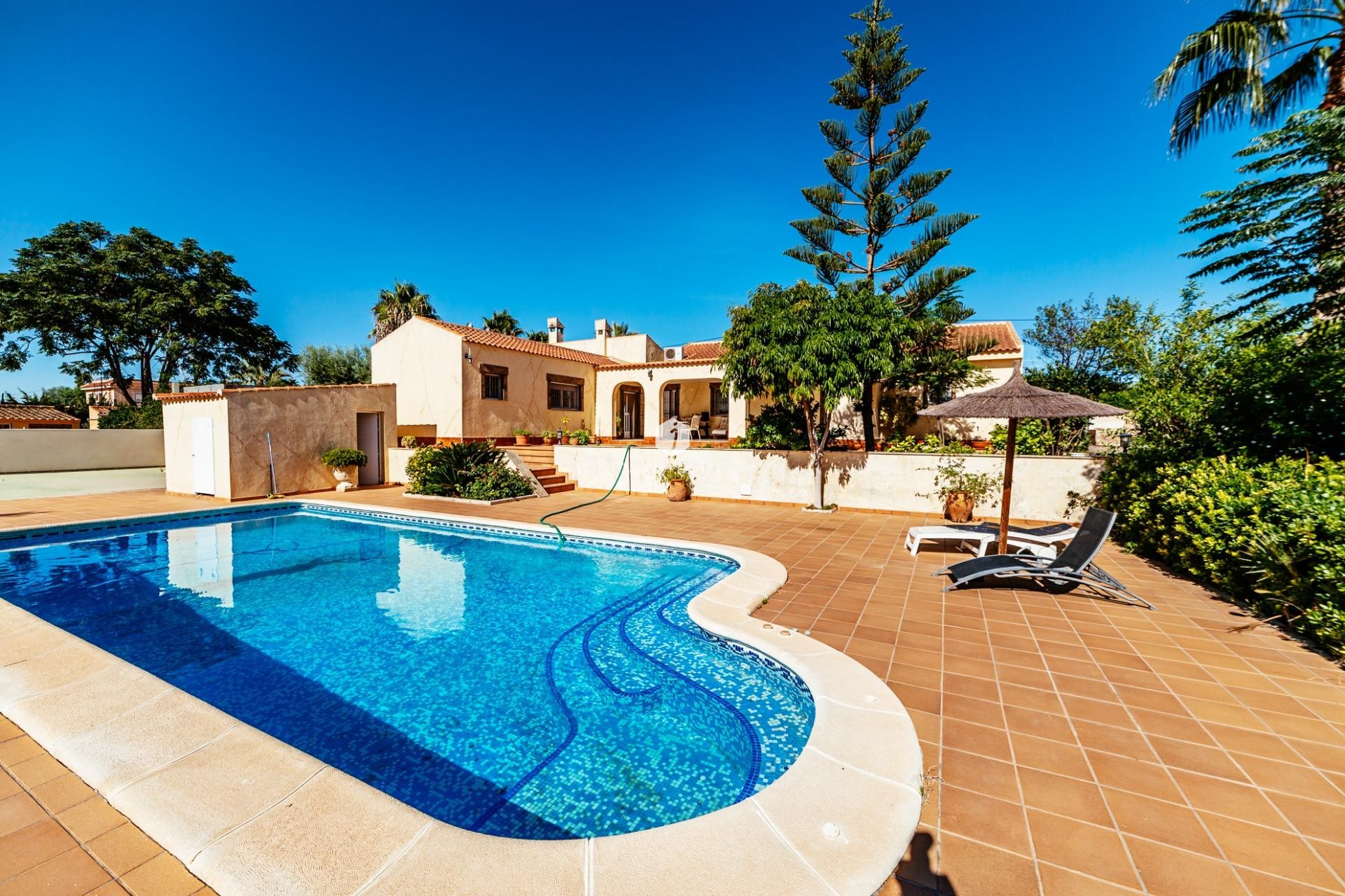 D'occasion - Villa -
Los Montesinos - Montesinos  Los