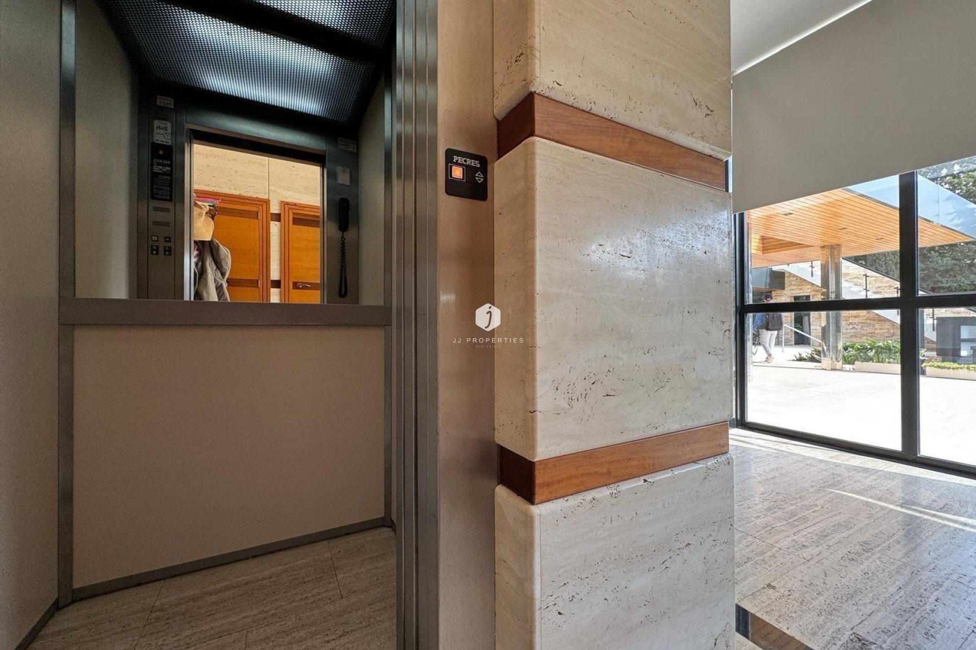 D'occasion - Villa -
Orihuela Costa - Altos De Campoamor